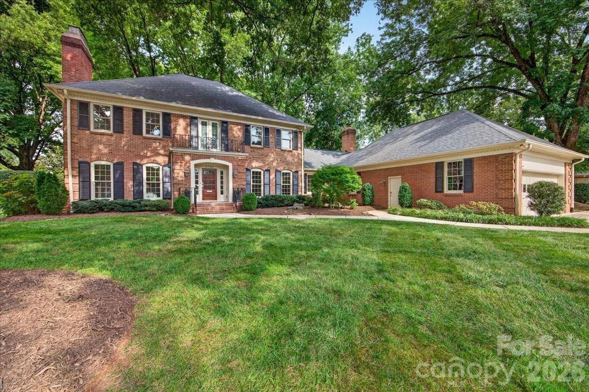 2349 Thetford CT, Charlotte, NC 28211
