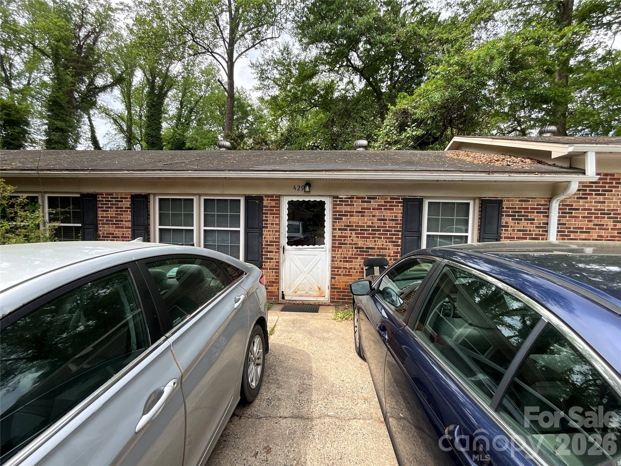423 N Carpenter ST, Gastonia, NC 28054