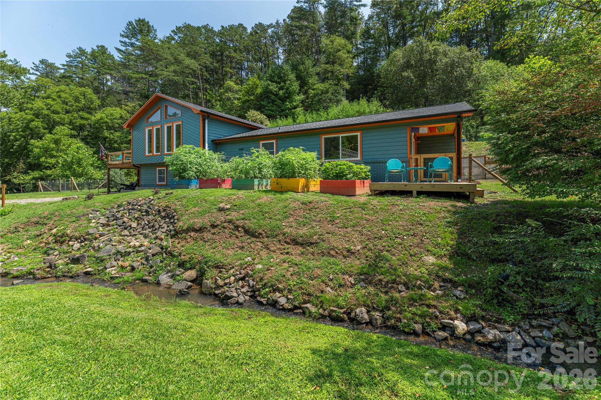 50 Embler RD, Alexander, NC 28701