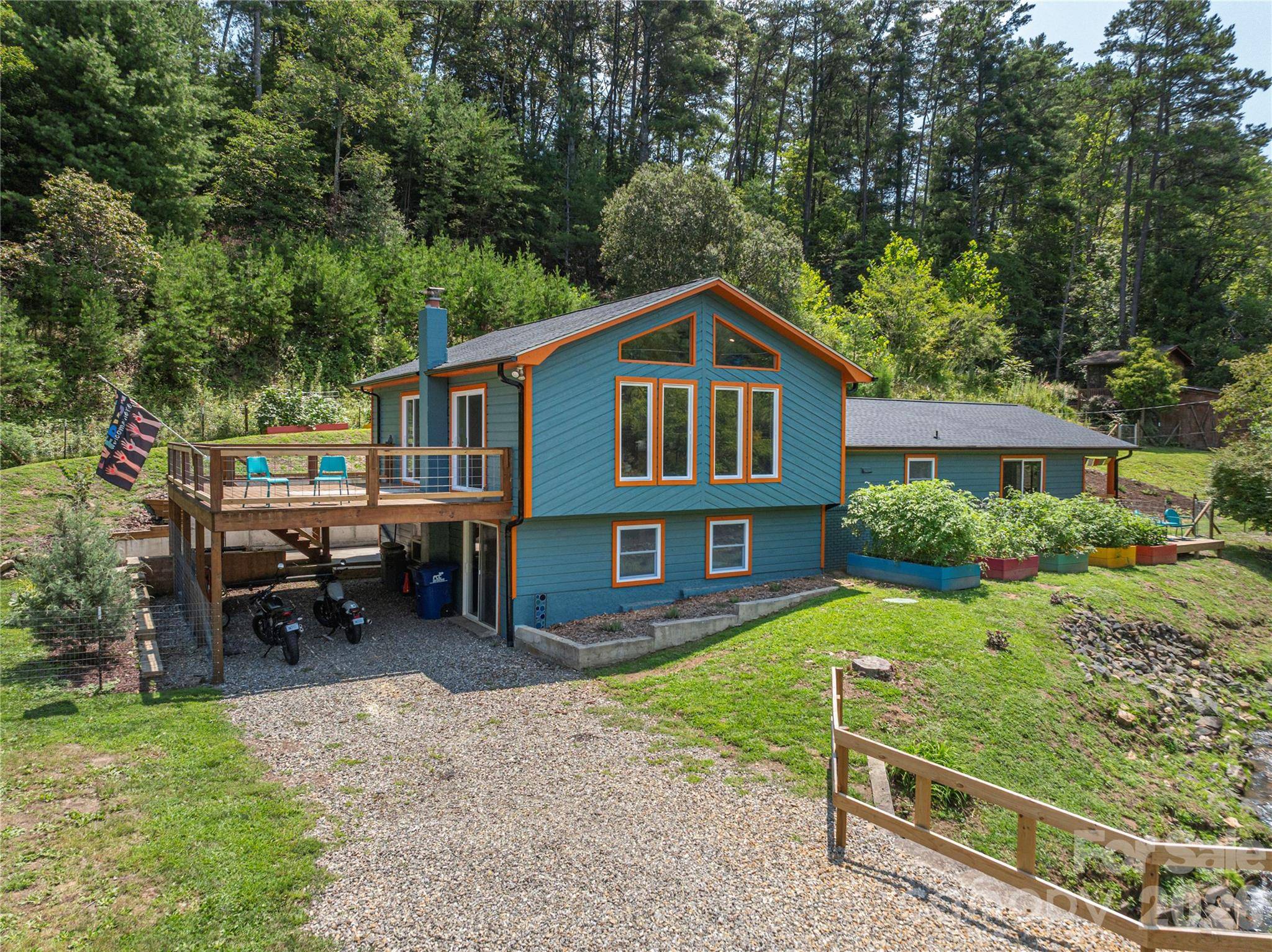 50 Embler RD, Alexander, NC 28701