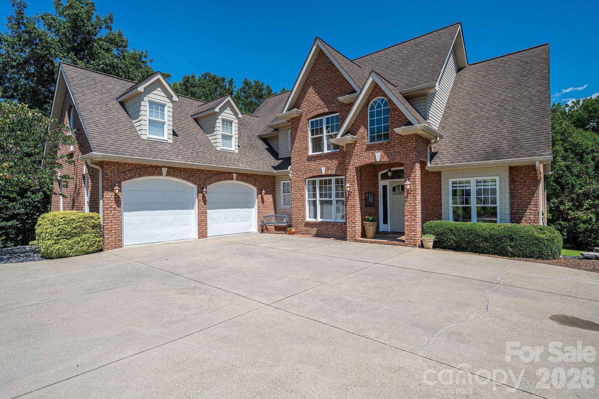 231 Silver Creek LN, Shelby, NC 28152