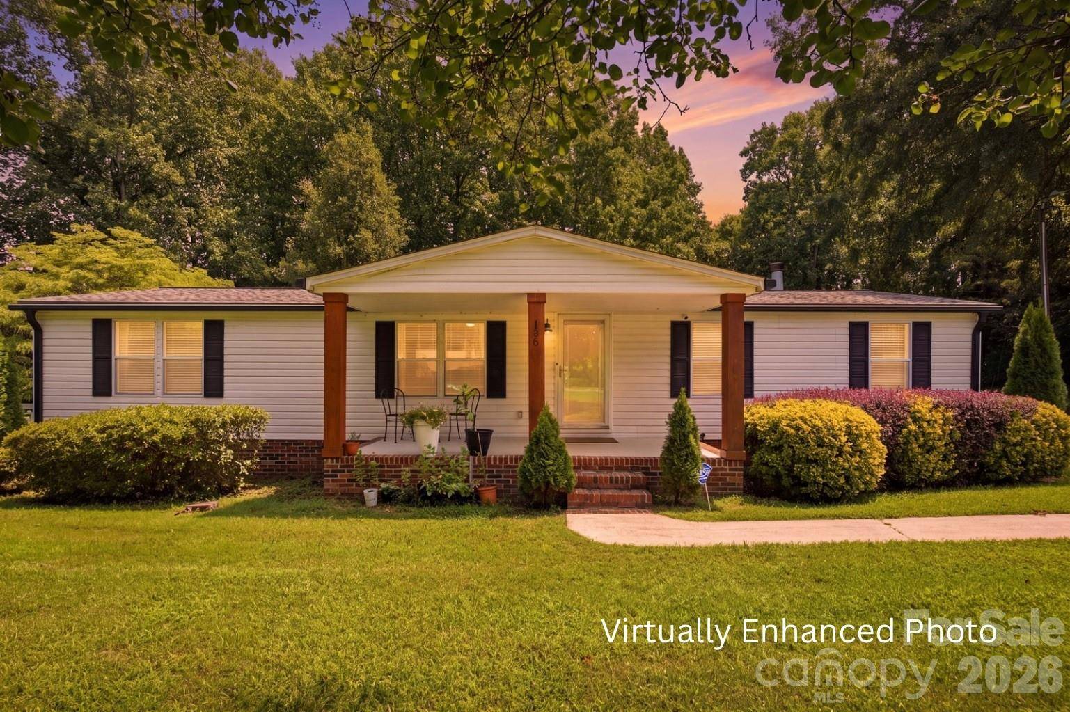 136 Mott RD, Mooresville, NC 28115