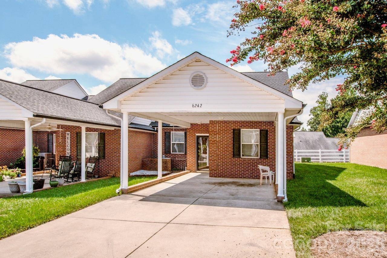 6242 Orchid CT, Denver, NC 28037