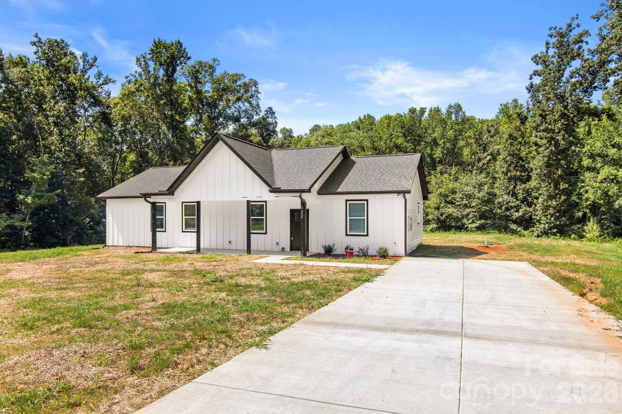 122 Pinecrest DR, Shelby, NC 28152