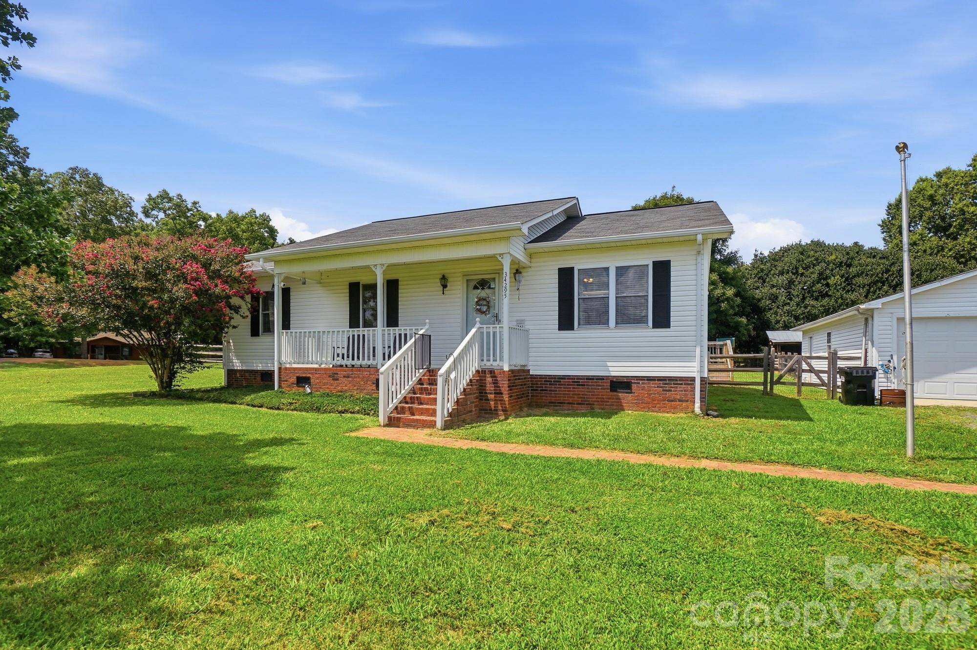 34295 Springdale DR, New London, NC 28127