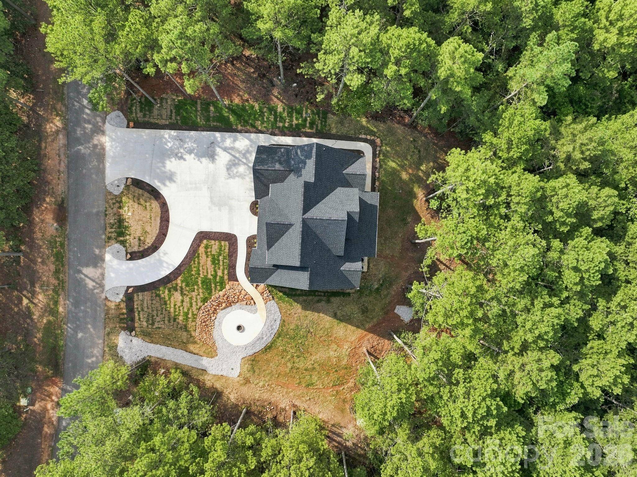 2189 Lighthouse LN, Connelly Springs, NC 28612