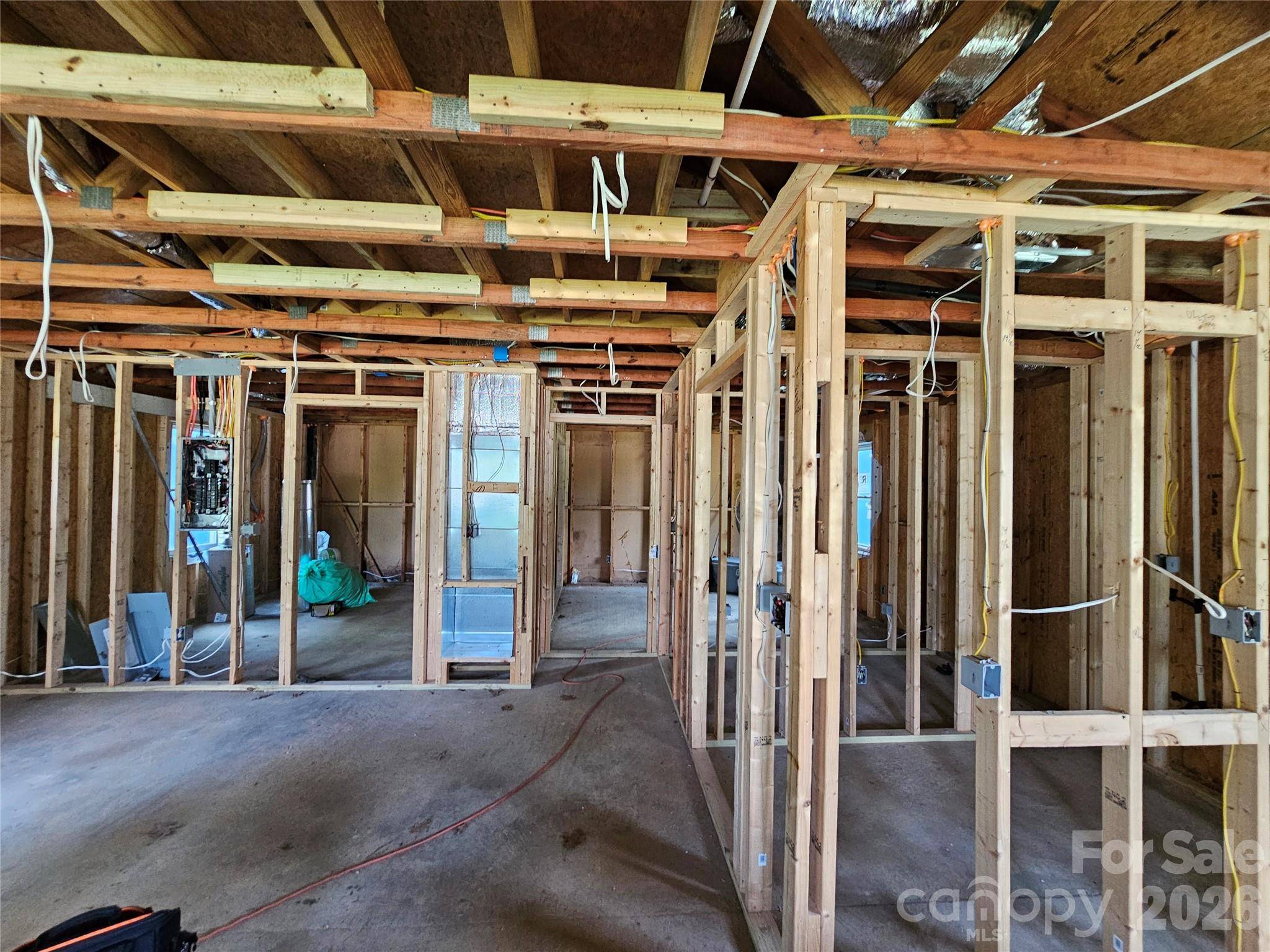225 Eighth AVE, New London, NC 28127