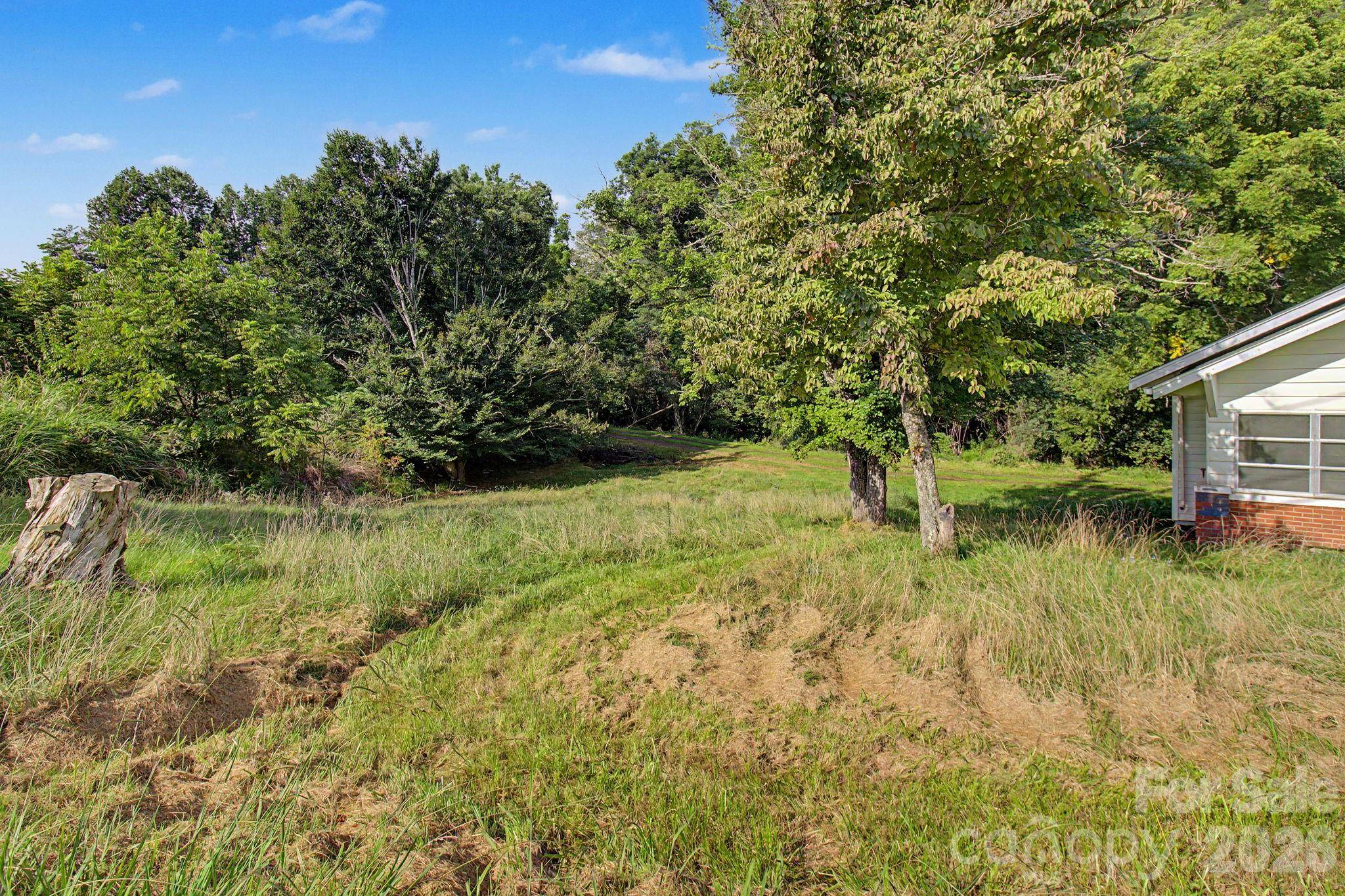 47 Stone Cottage RD, Mars Hill, NC 28754