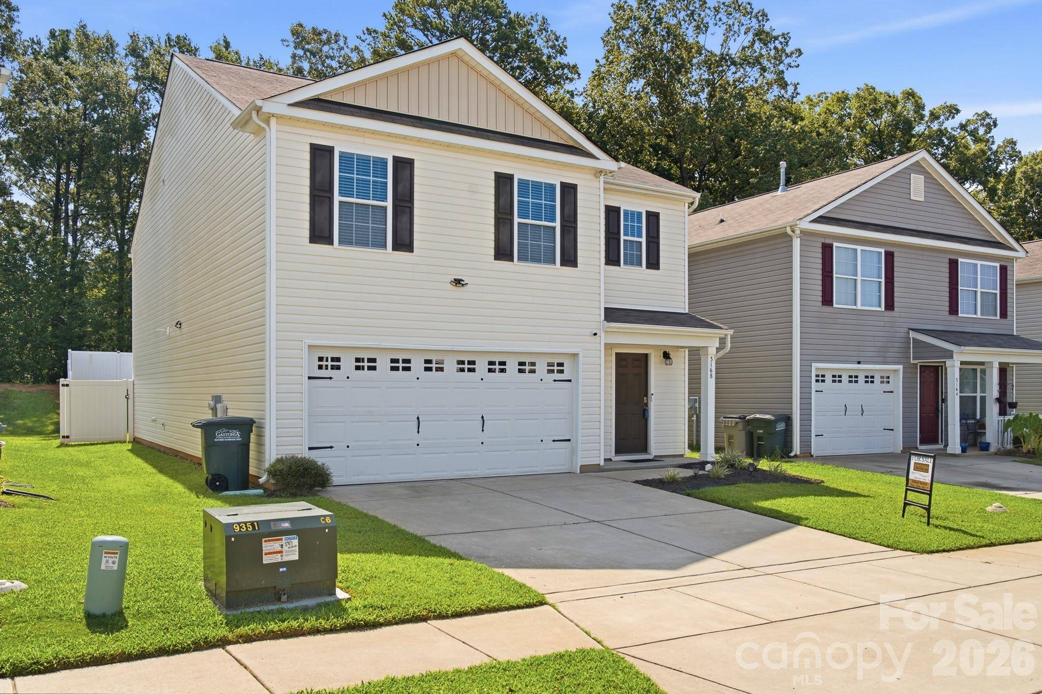 3168 Green Apple DR, Dallas, NC 28034