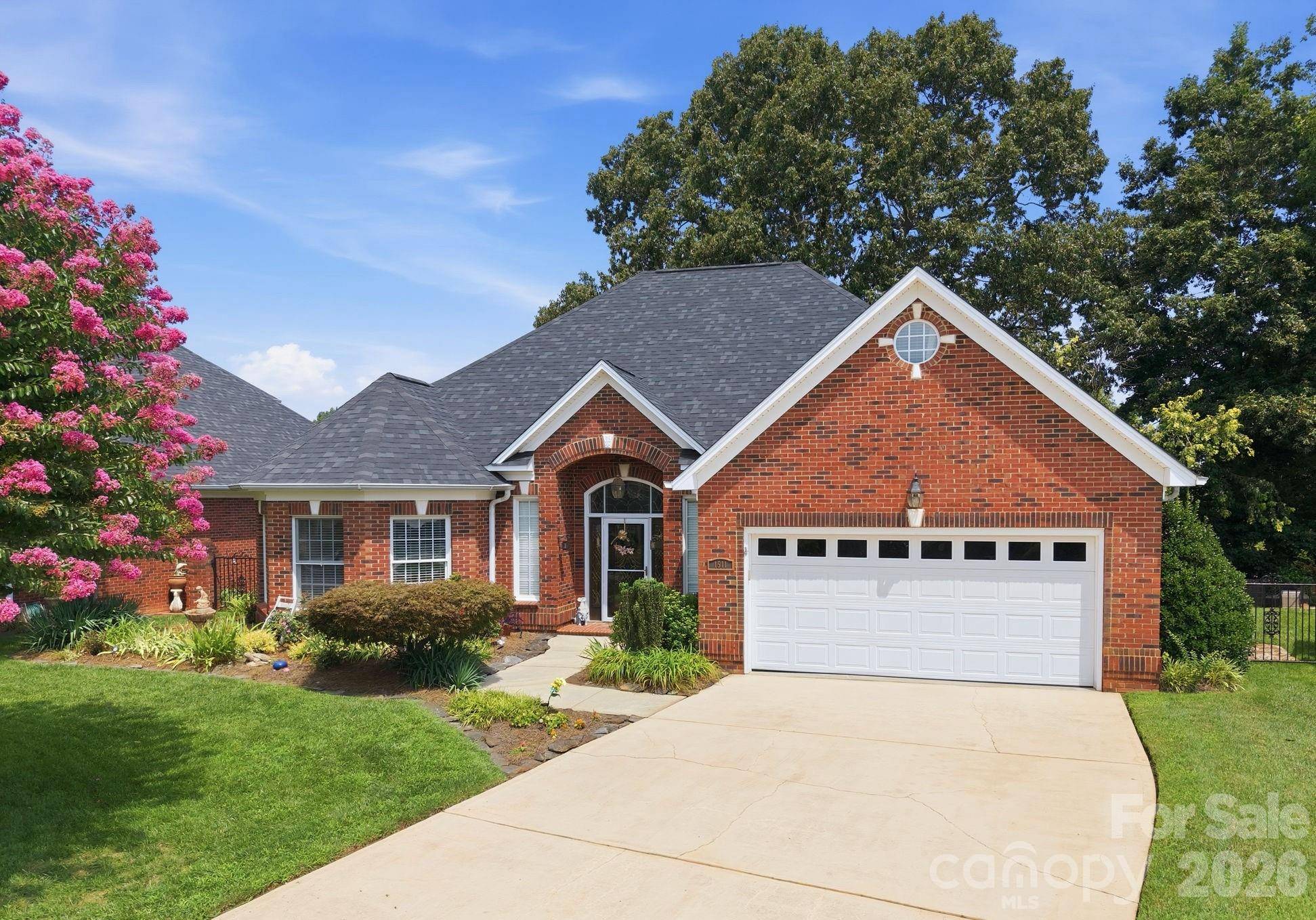 1511 Elkhart CIR, Gastonia, NC 28054