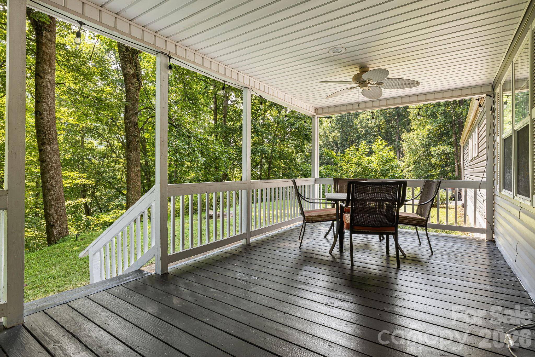 1903 Old Mountain RD, Mars Hill, NC 28753