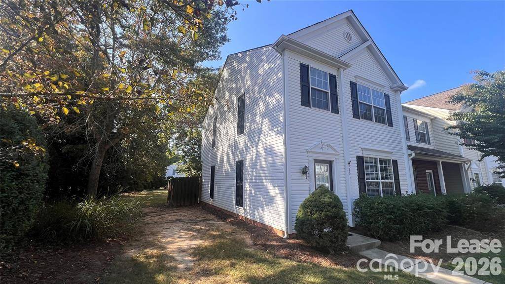 3261 Mannington DR, Charlotte, NC 28270