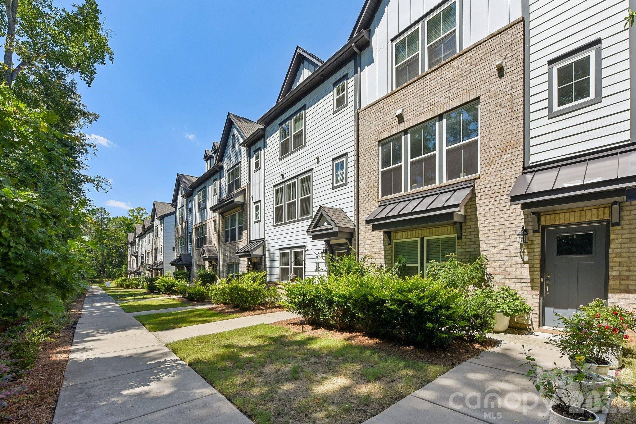 13116 Simoneaux LN, Charlotte, NC 28277