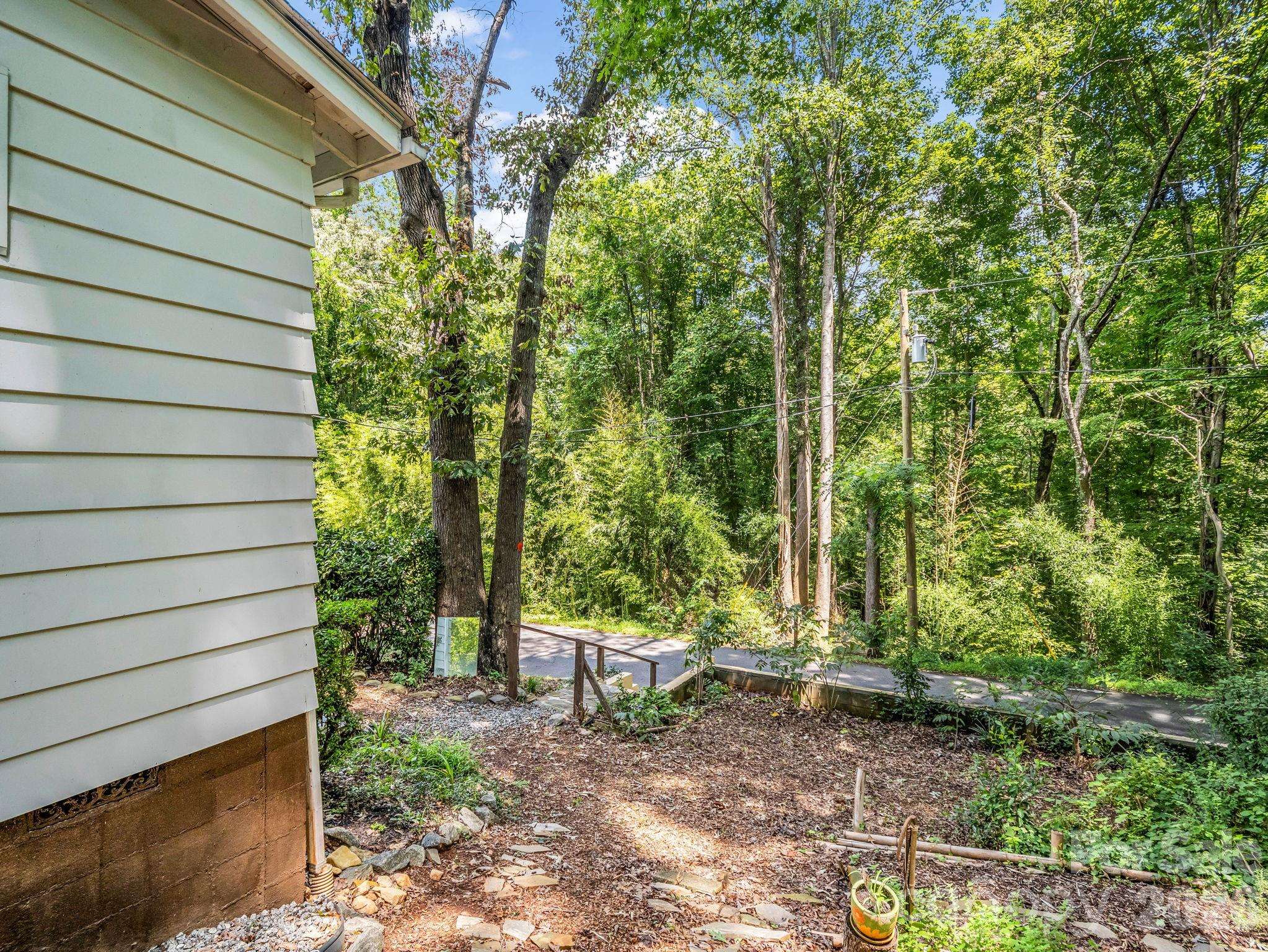 333 N Meridian ST, Rutherfordton, NC 28139