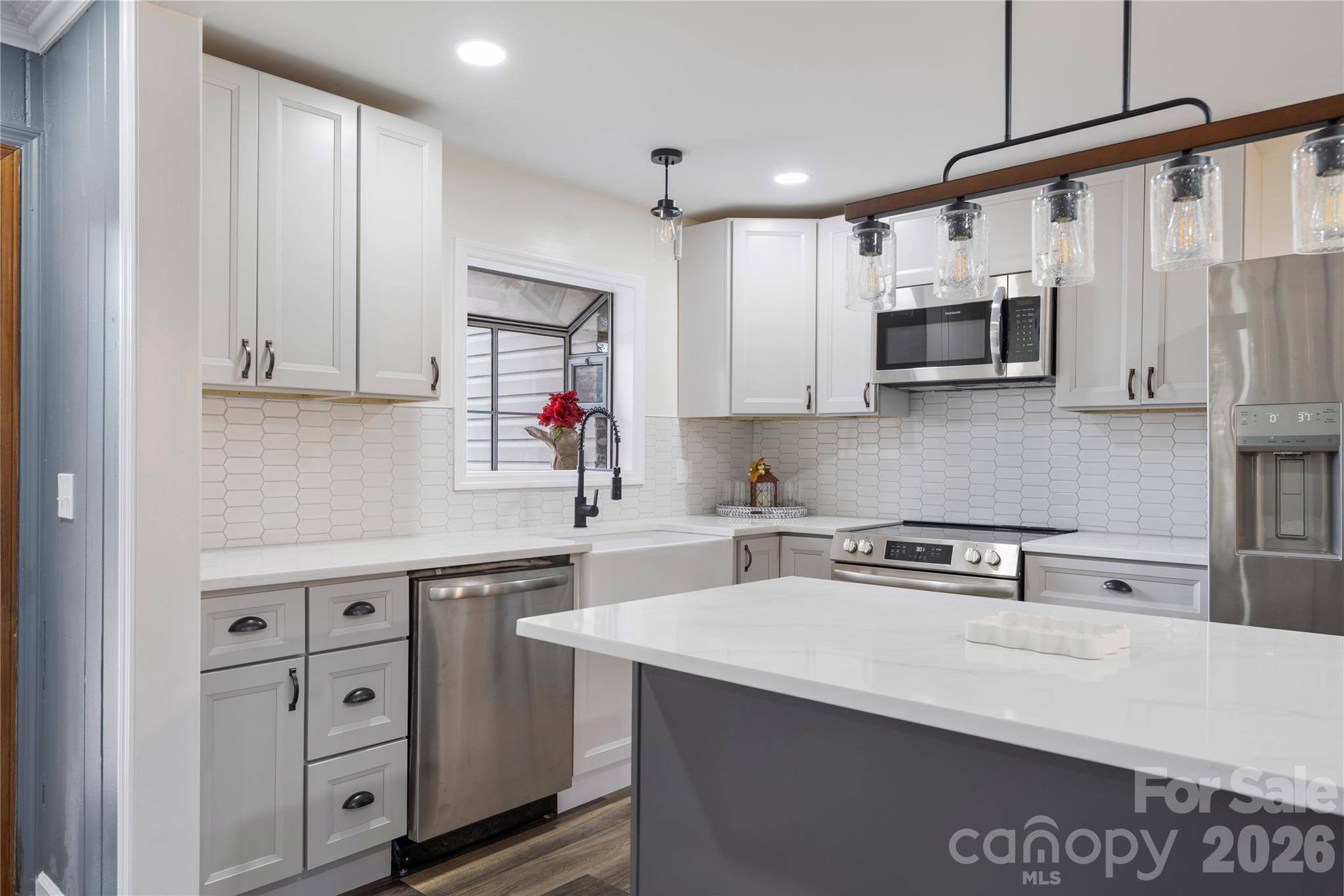 203 Ewing DR, Belmont, NC 28012