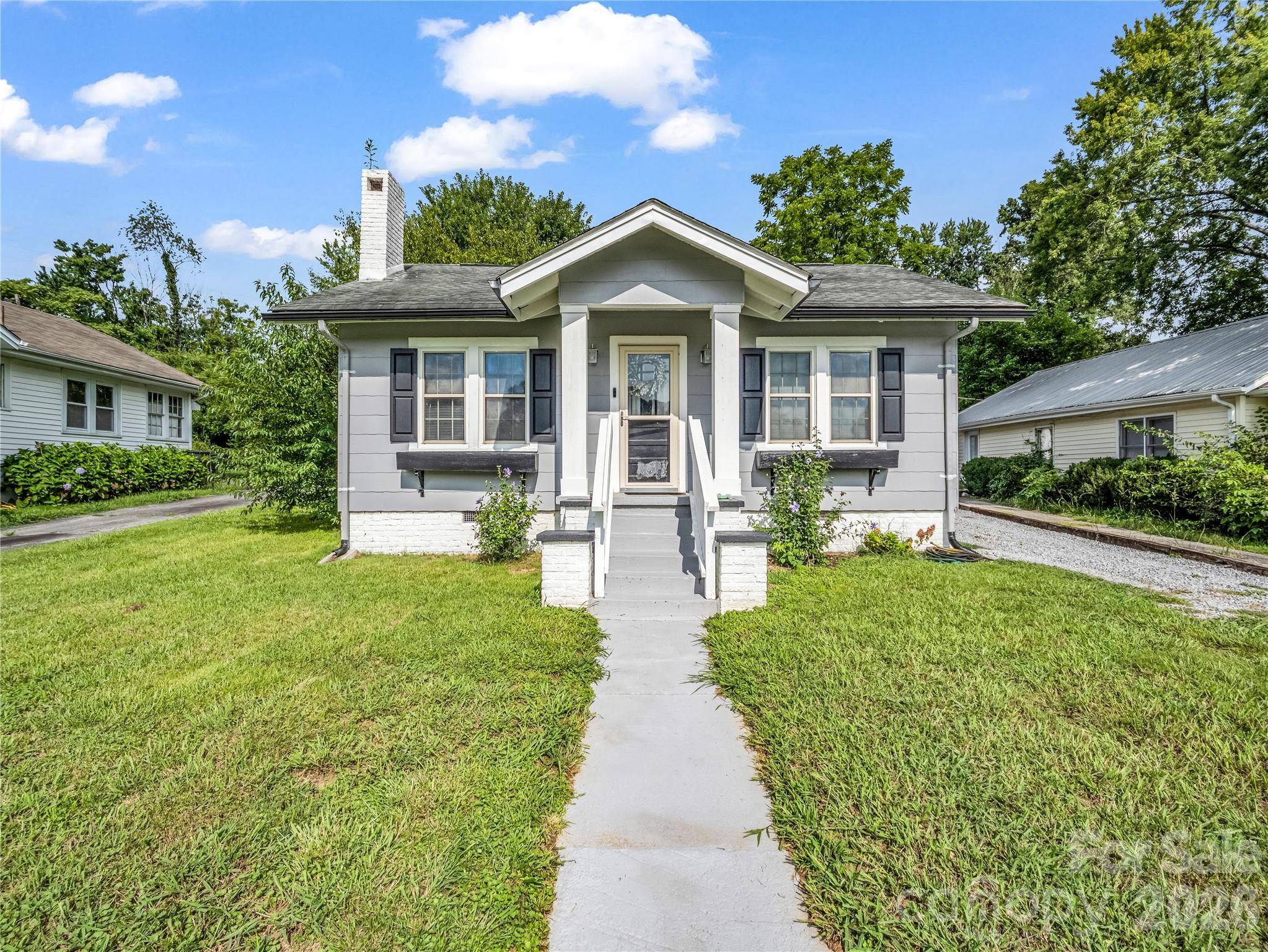 116 Beverly AVE, Hendersonville, NC 28792