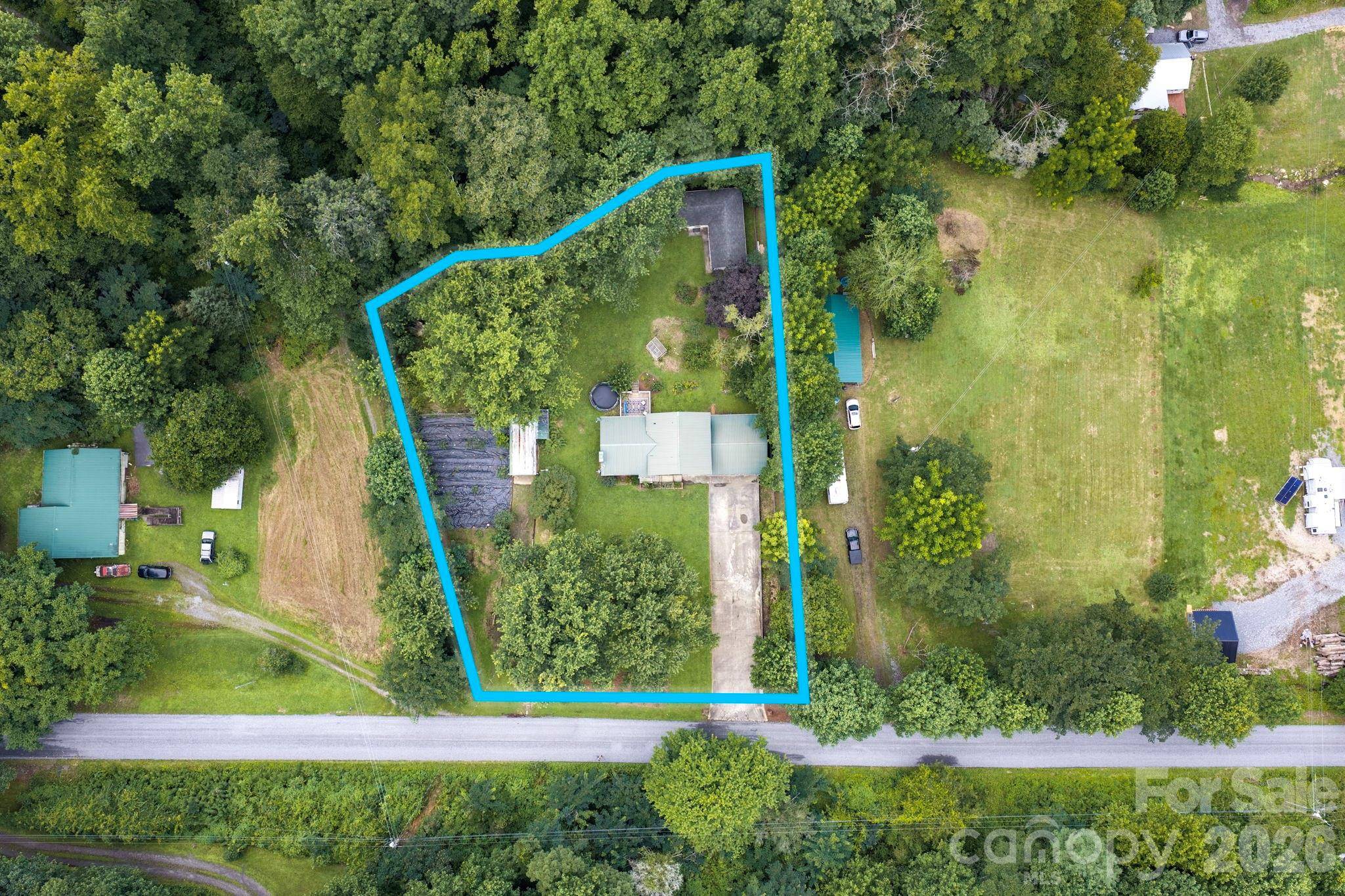 1244 Macktown RD, Sylva, NC 28779