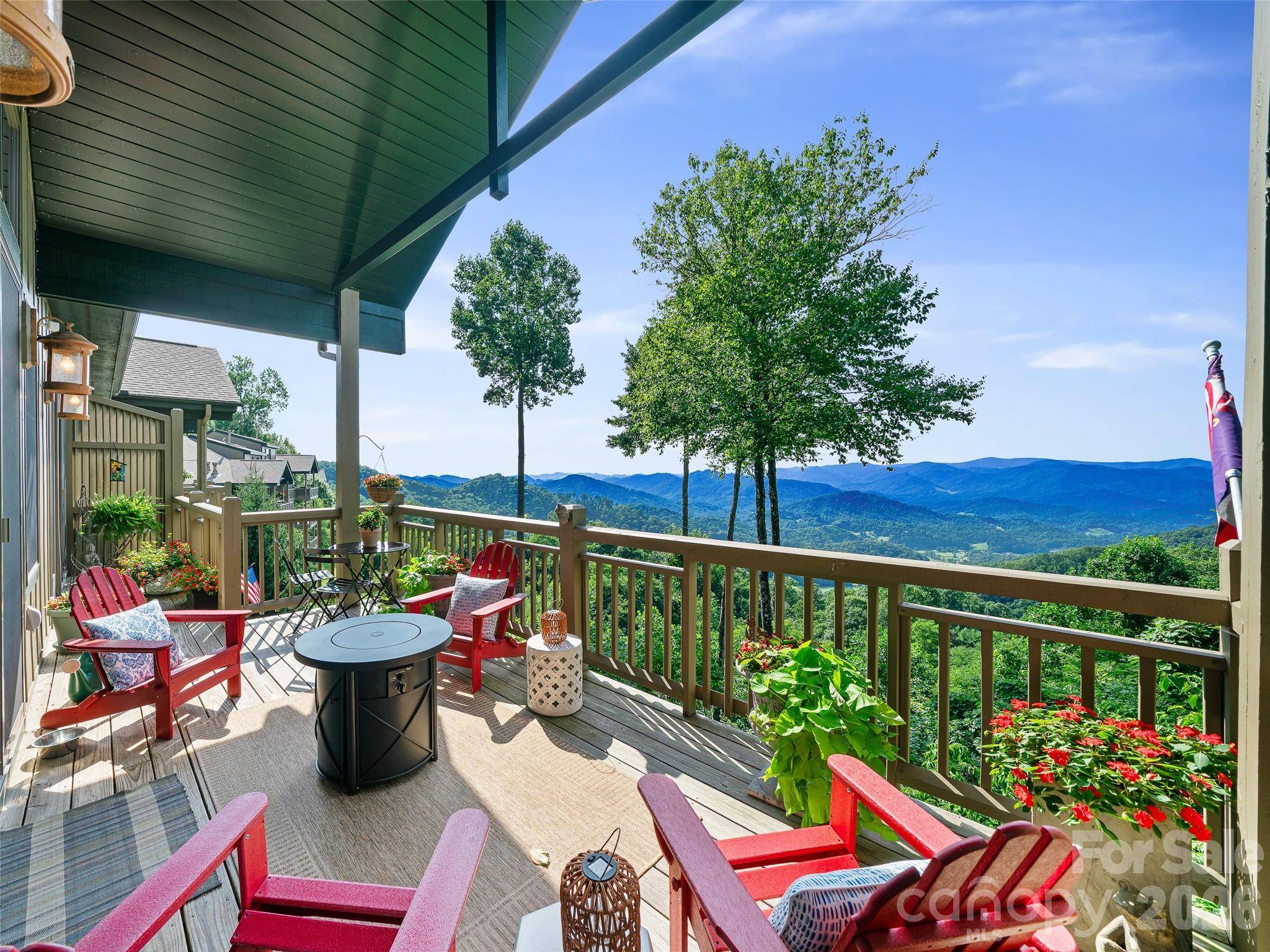 530 Andrew Banks RD #B2, Burnsville, NC 28714