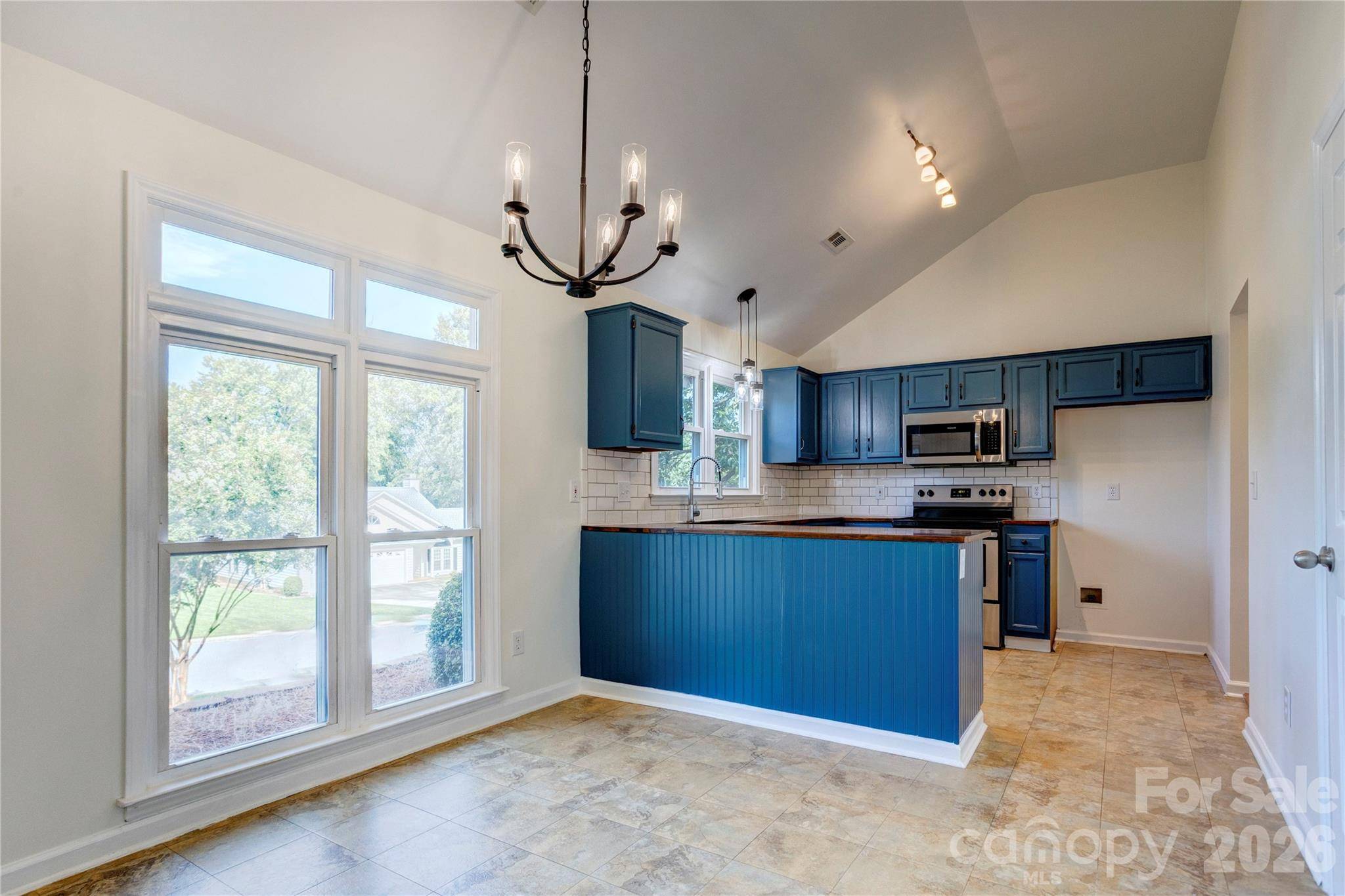 156 Edgewater DR NW, Concord, NC 28027
