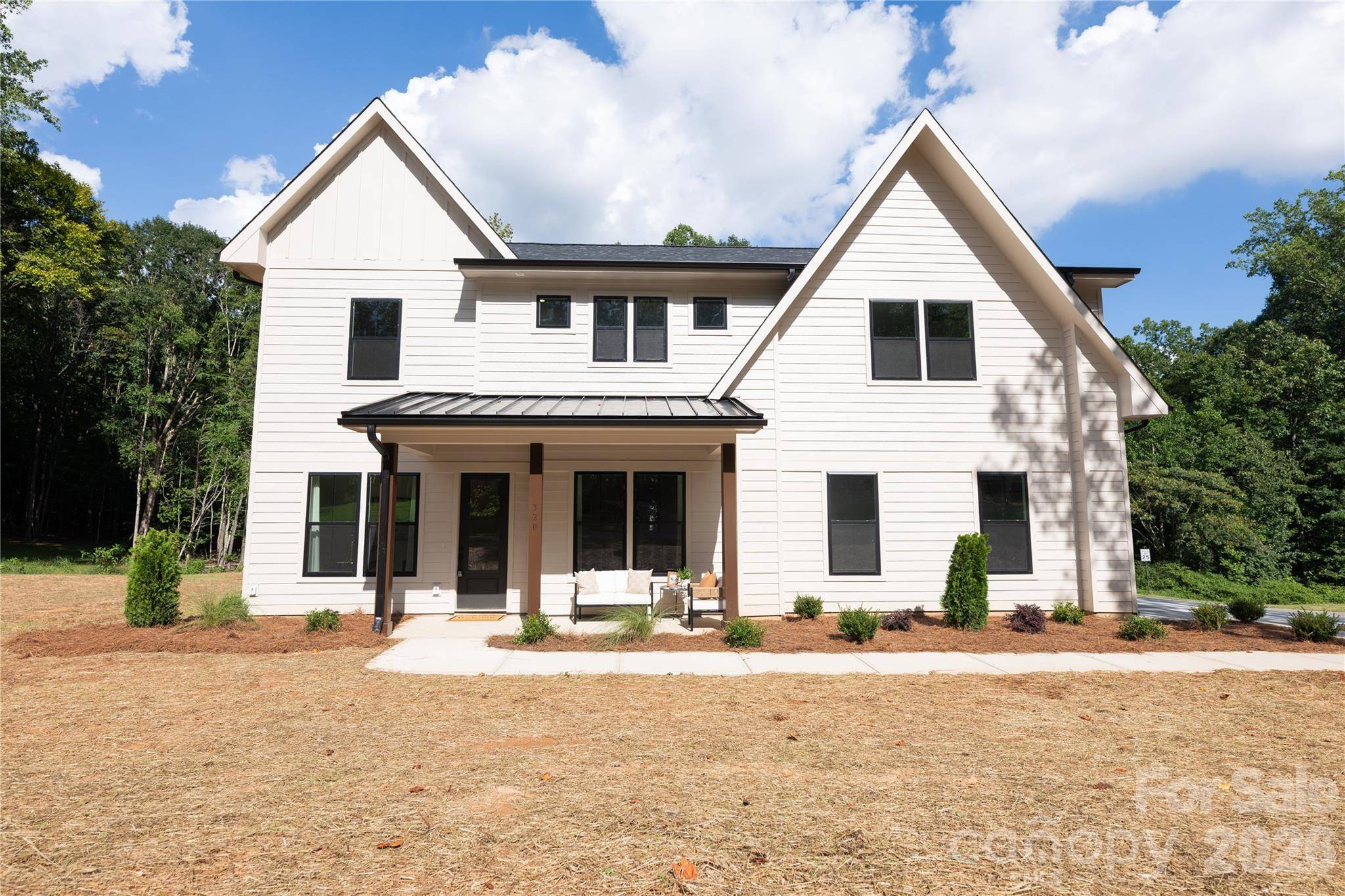 320 Laurel Crest DR, Kannapolis, NC 28081