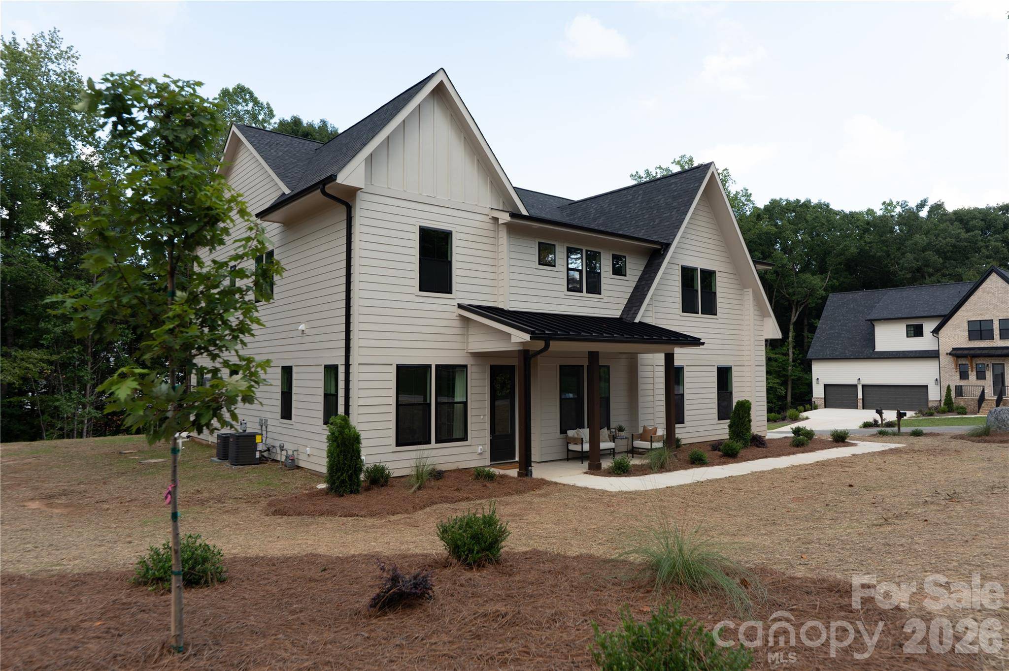 320 Laurel Crest DR, Kannapolis, NC 28081
