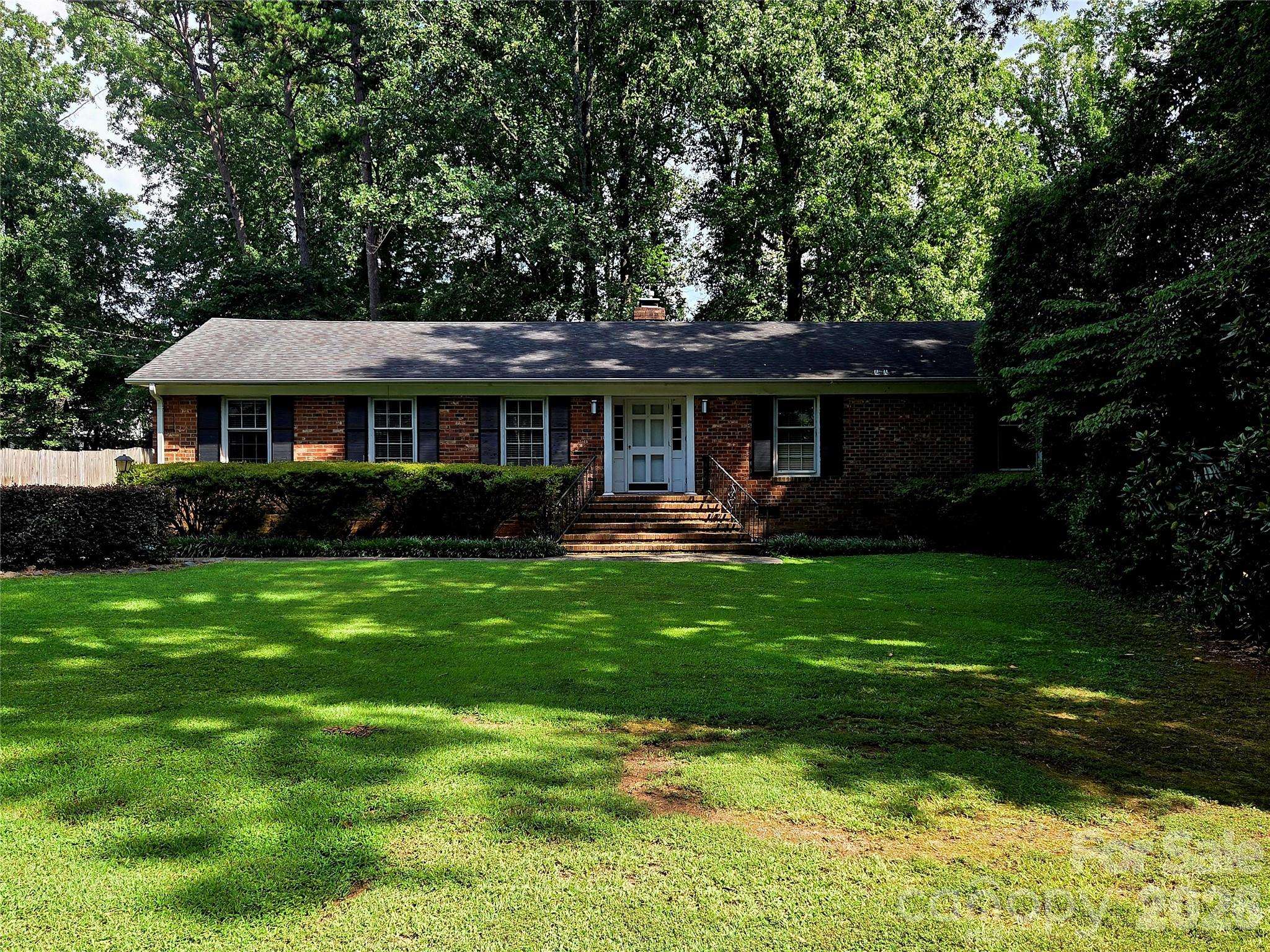 6123 Page CT, Charlotte, NC 28270