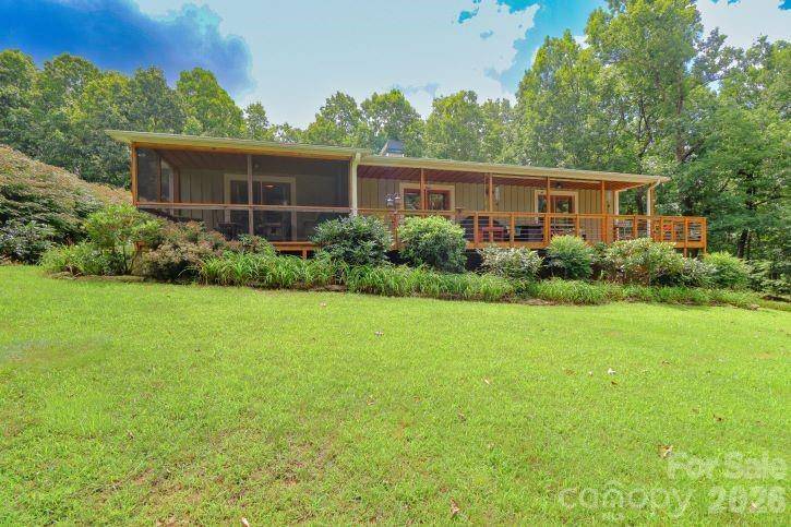 141 Owl Haven LN, Cedar Mountain, NC 28718