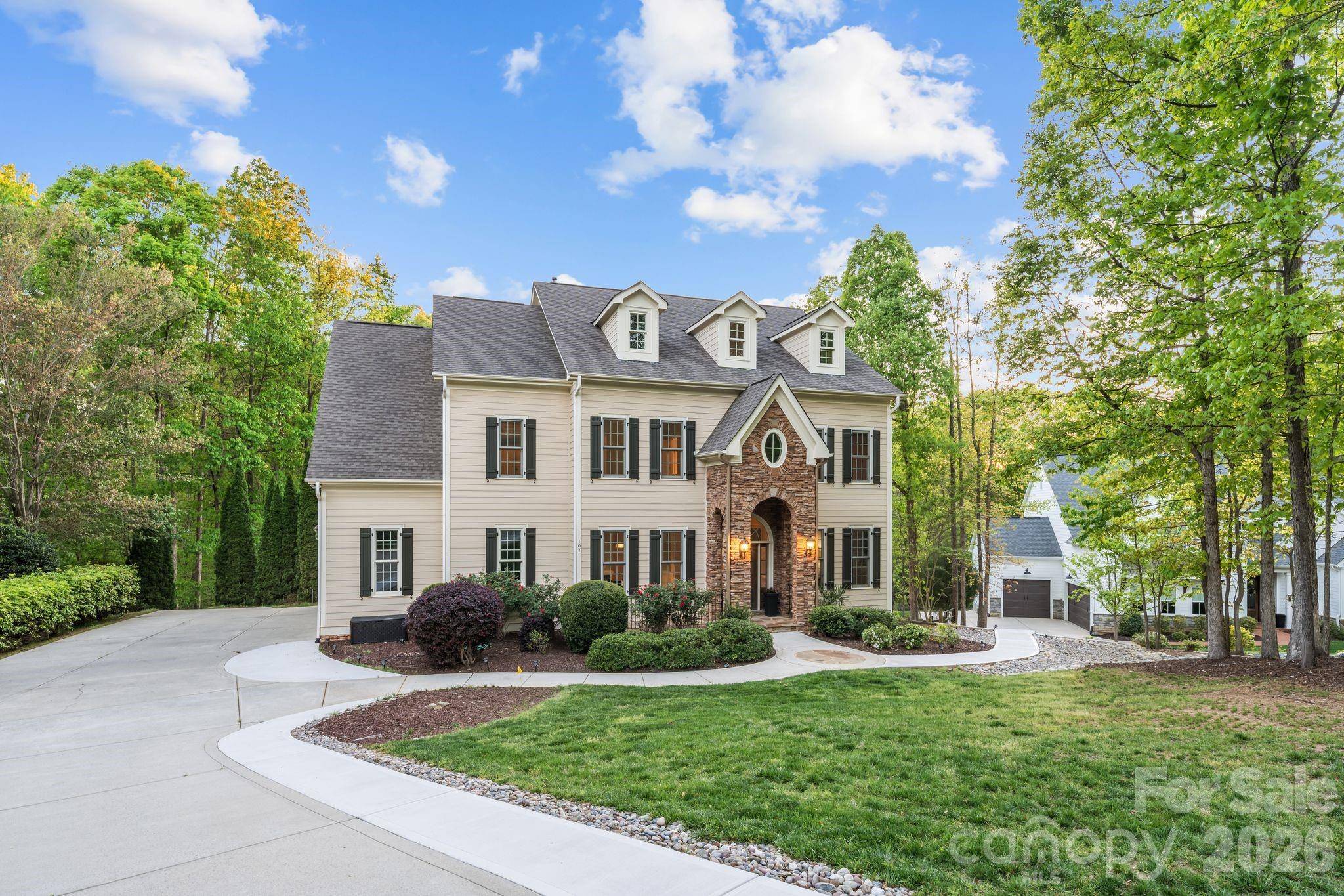 107 Mcauley CT, Mooresville, NC 28117