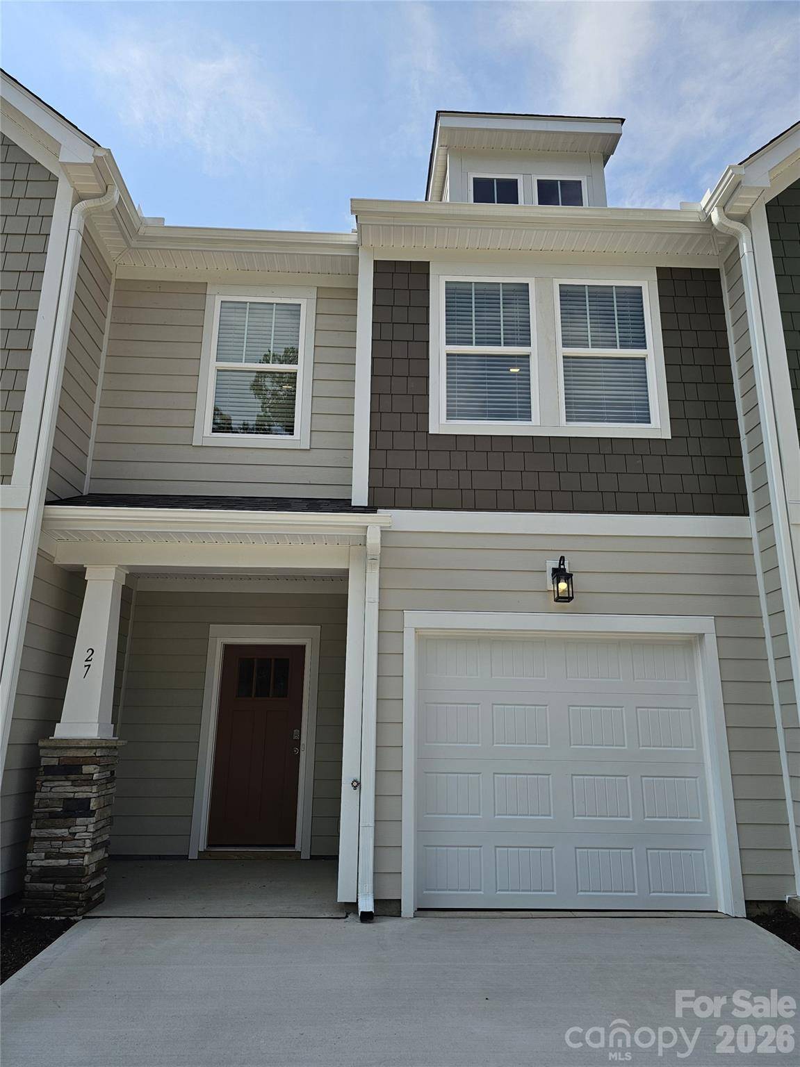 27 Oleetah Falls WAY, Hendersonville, NC 28792