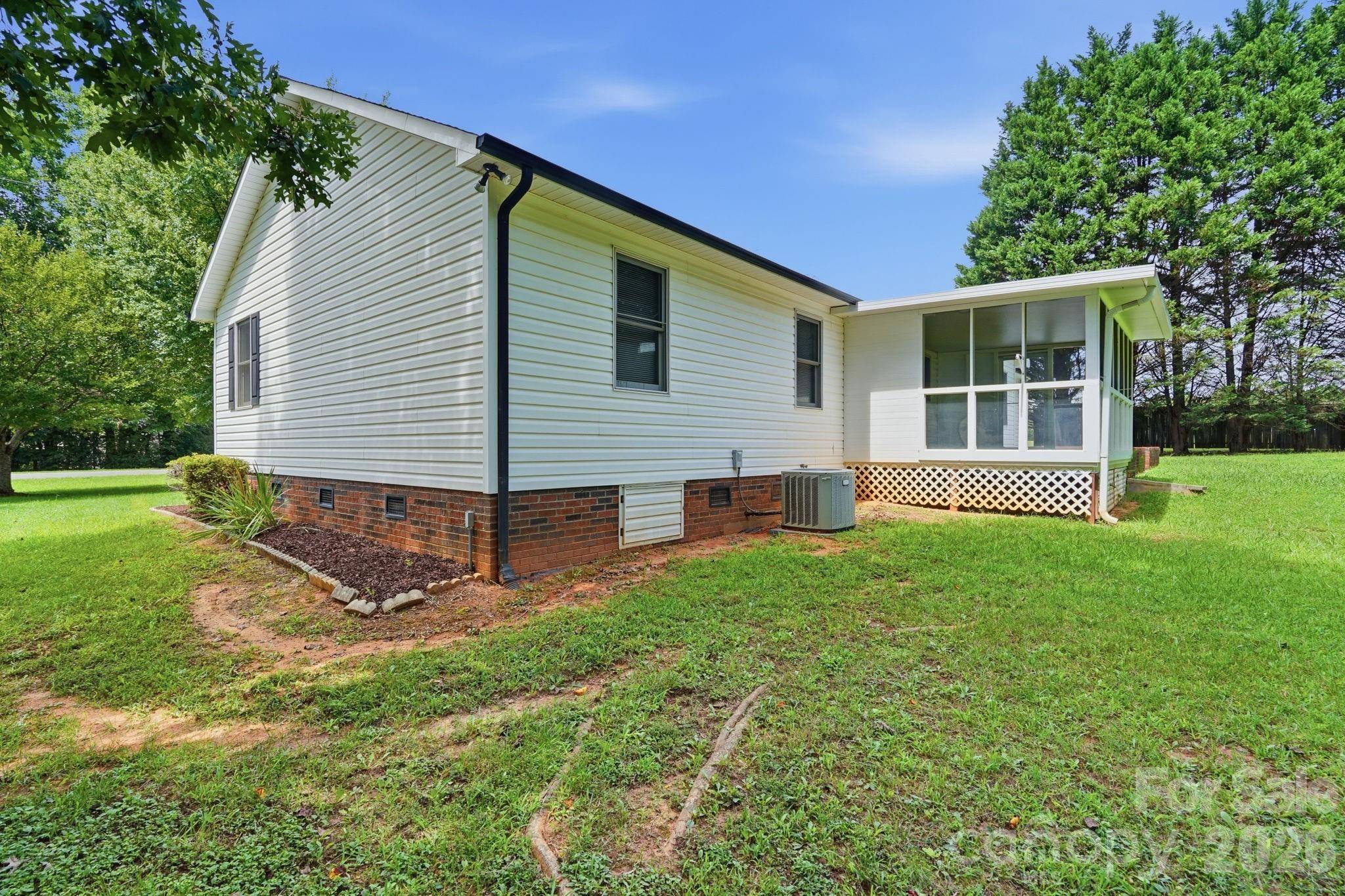 135 Byers RD, Troutman, NC 28166