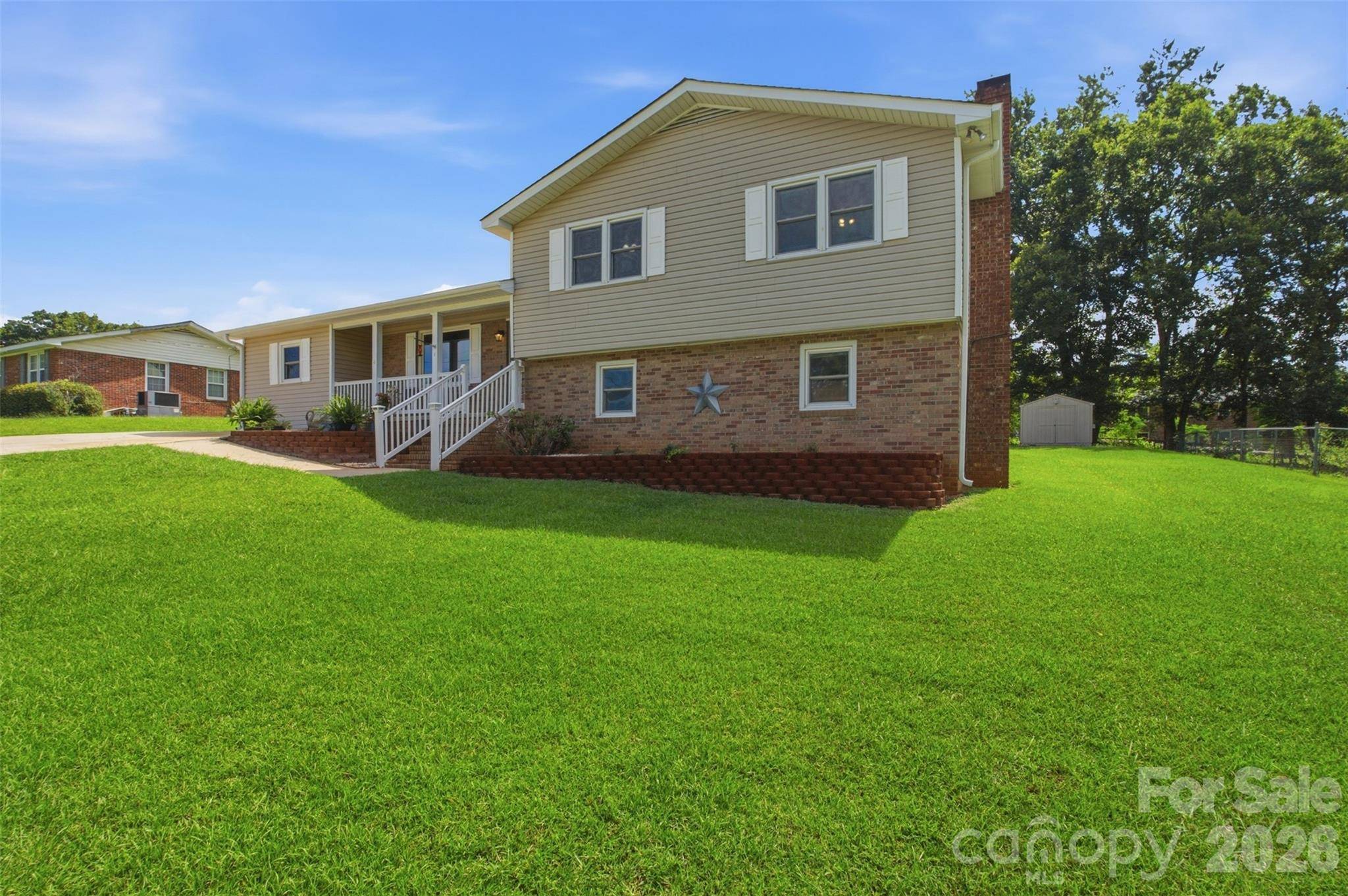 220 Hunstanton DR, Winnsboro, SC 29180