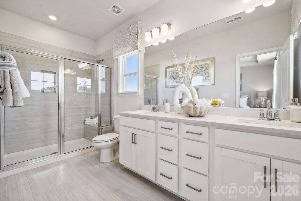 1904 Alexander Village Main DR, Charlotte, NC 28262