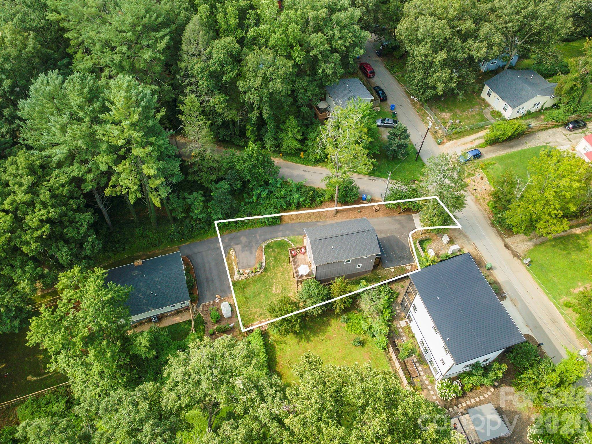 191 Chatham RD, Asheville, NC 28804
