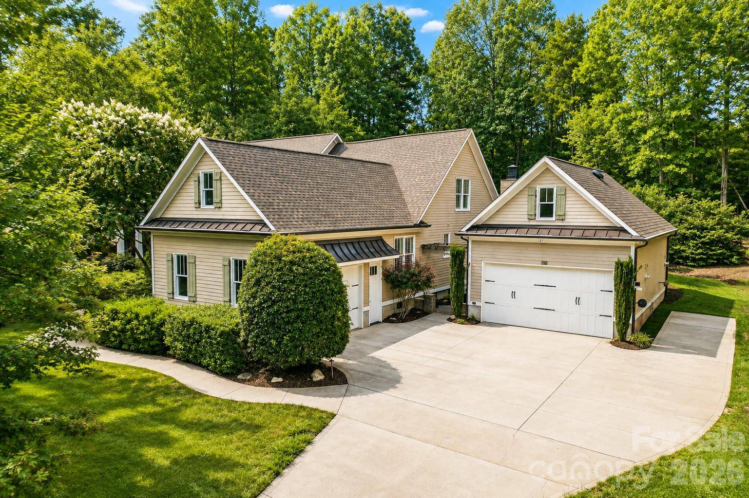 120 Silver Lake TRL, Mooresville, NC 28117