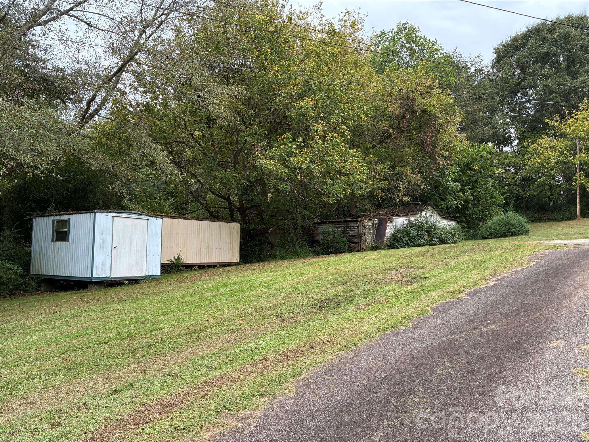 206 Railroad ST, Mooresboro, NC 28114