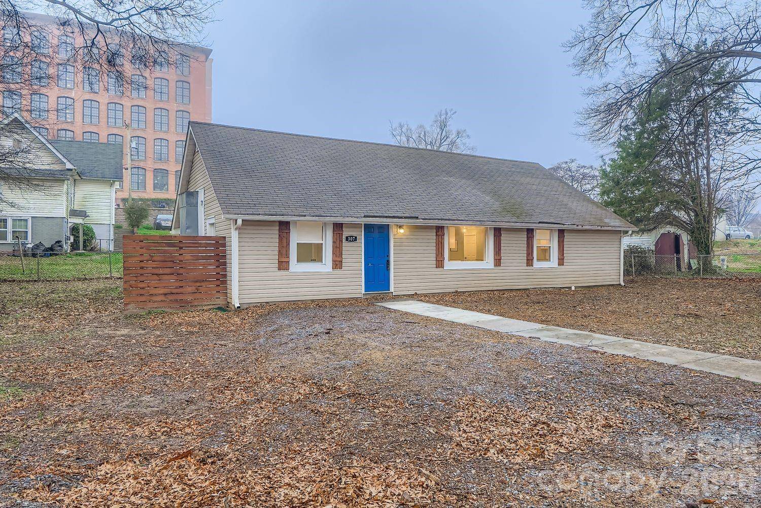 307 S Ransom ST, Gastonia, NC 28052