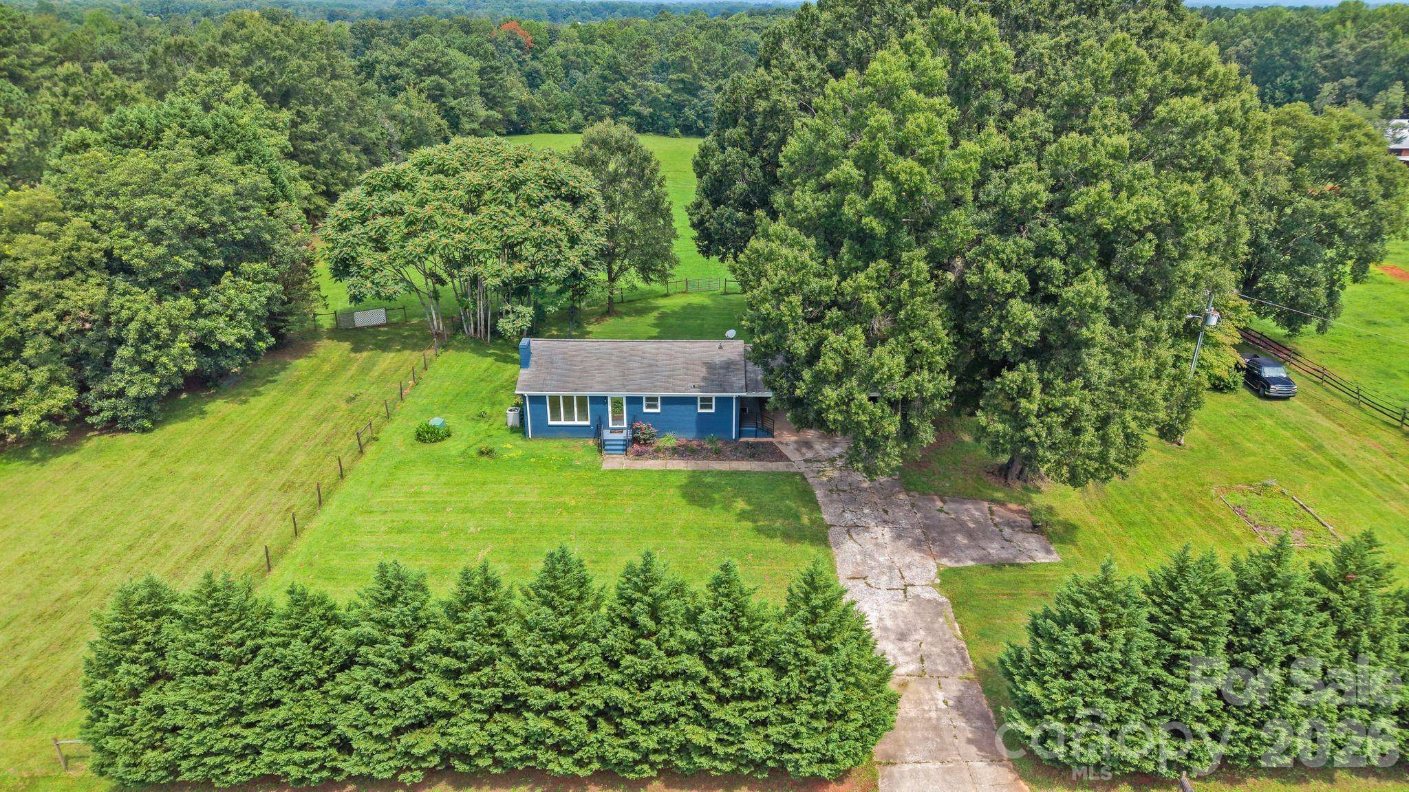 6268 Long Island RD, Catawba, NC 28609