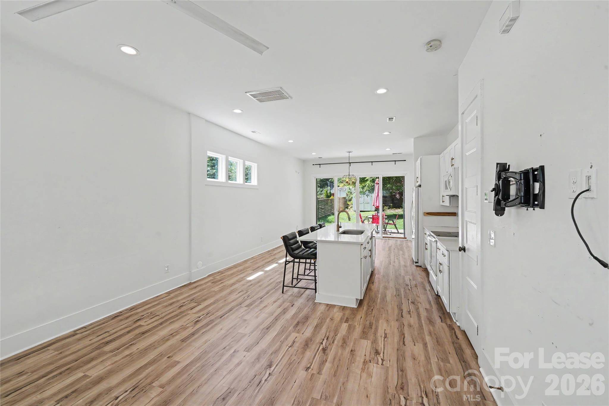 1521 Walton RD, Charlotte, NC 28208