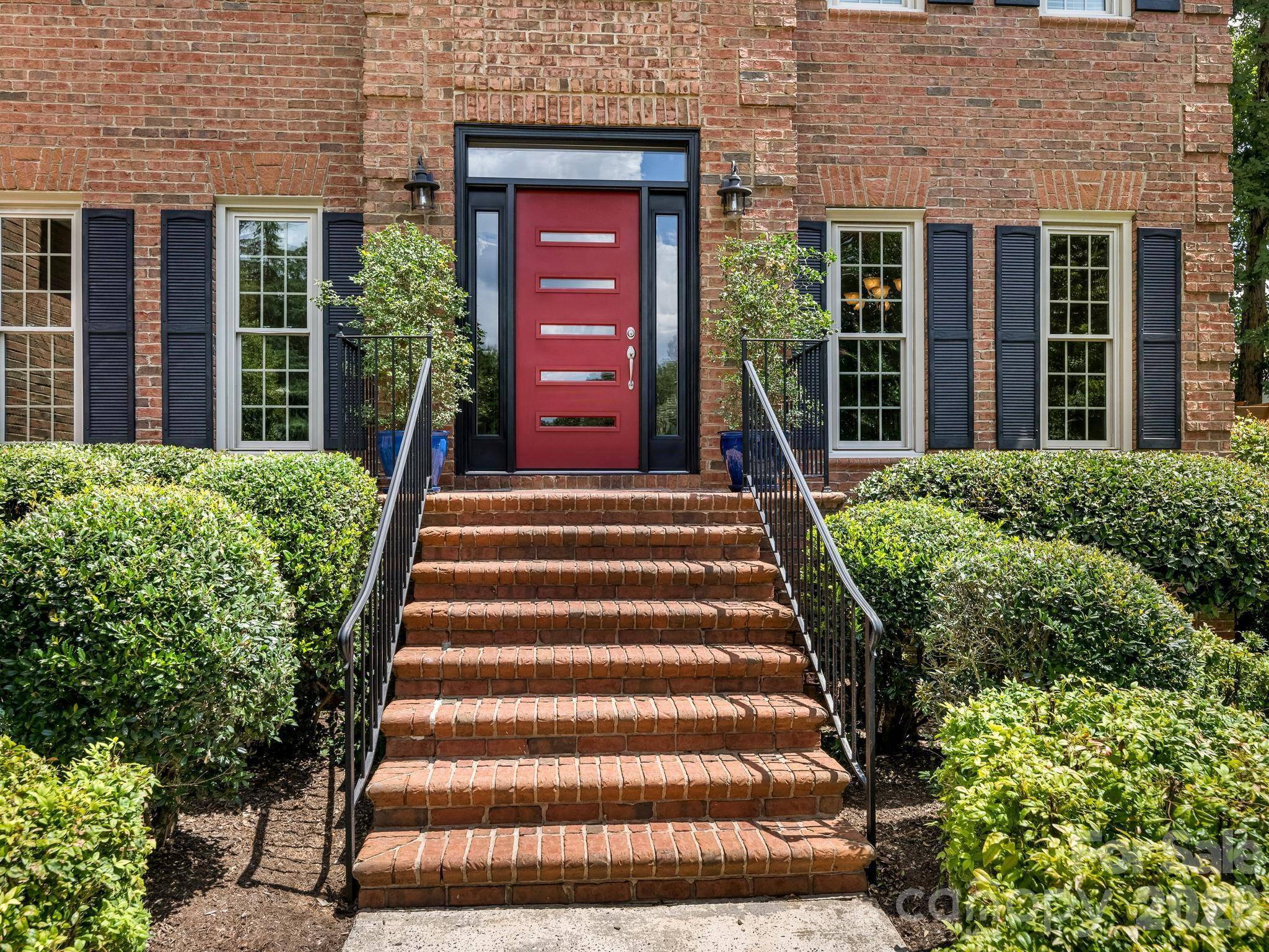 5402 Flowering Dogwood LN, Charlotte, NC 28270
