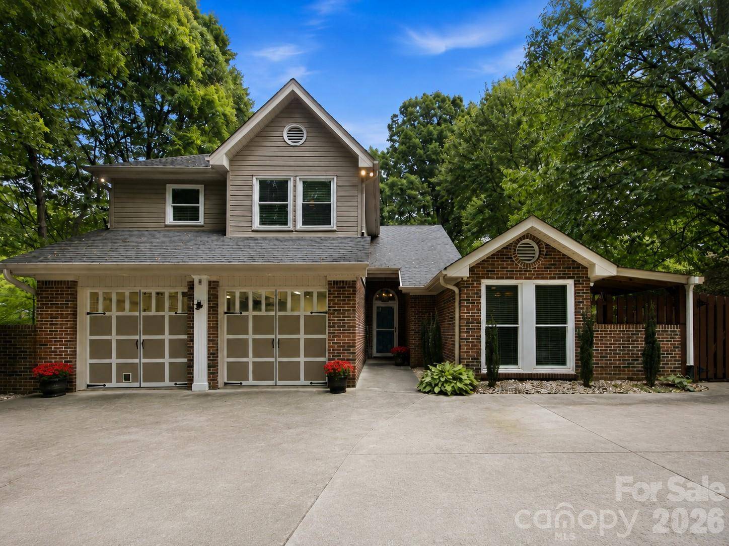 7134 Forest Hills DR, Denver, NC 28037