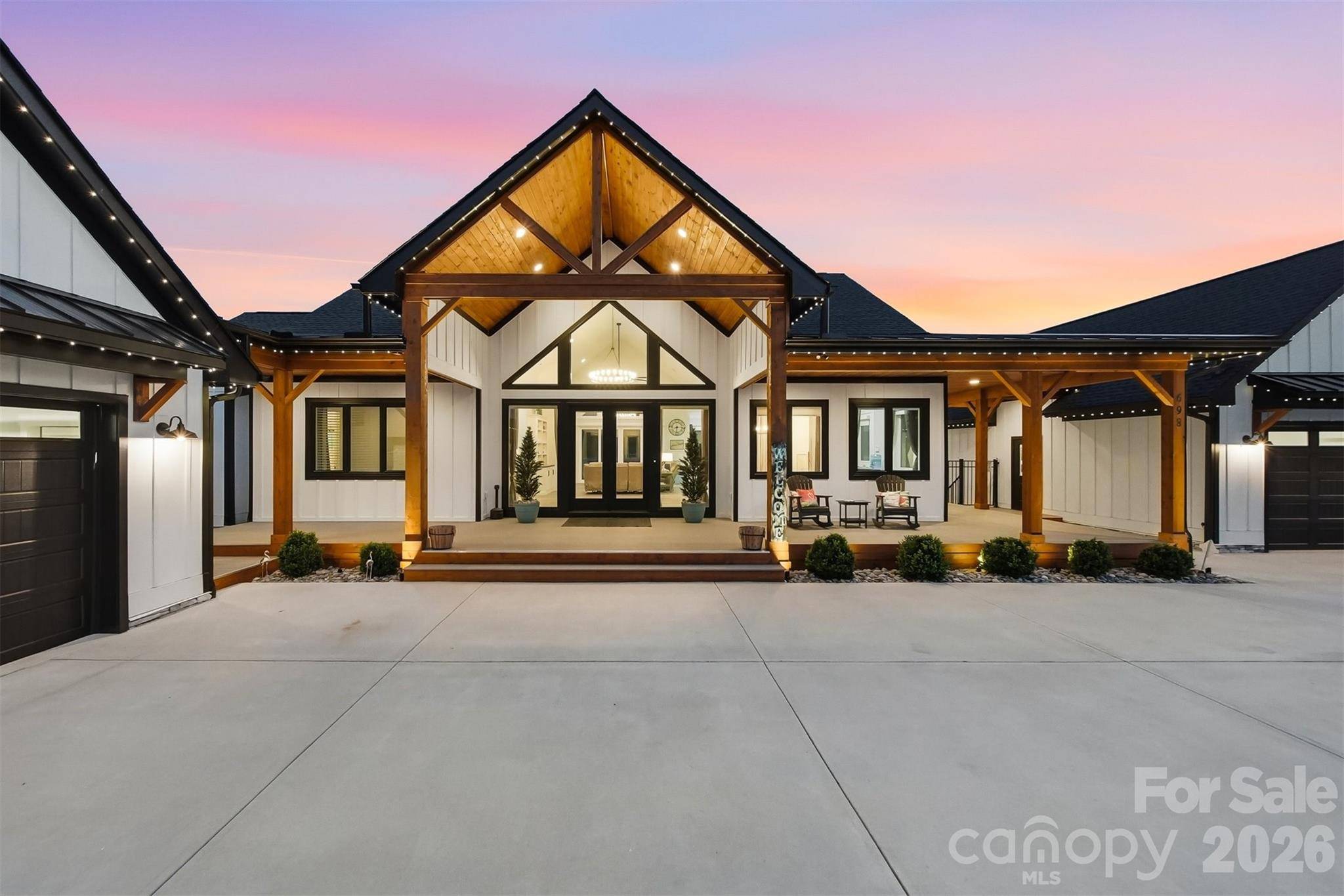 698 Sam Poole LN, Taylorsville, NC 28681
