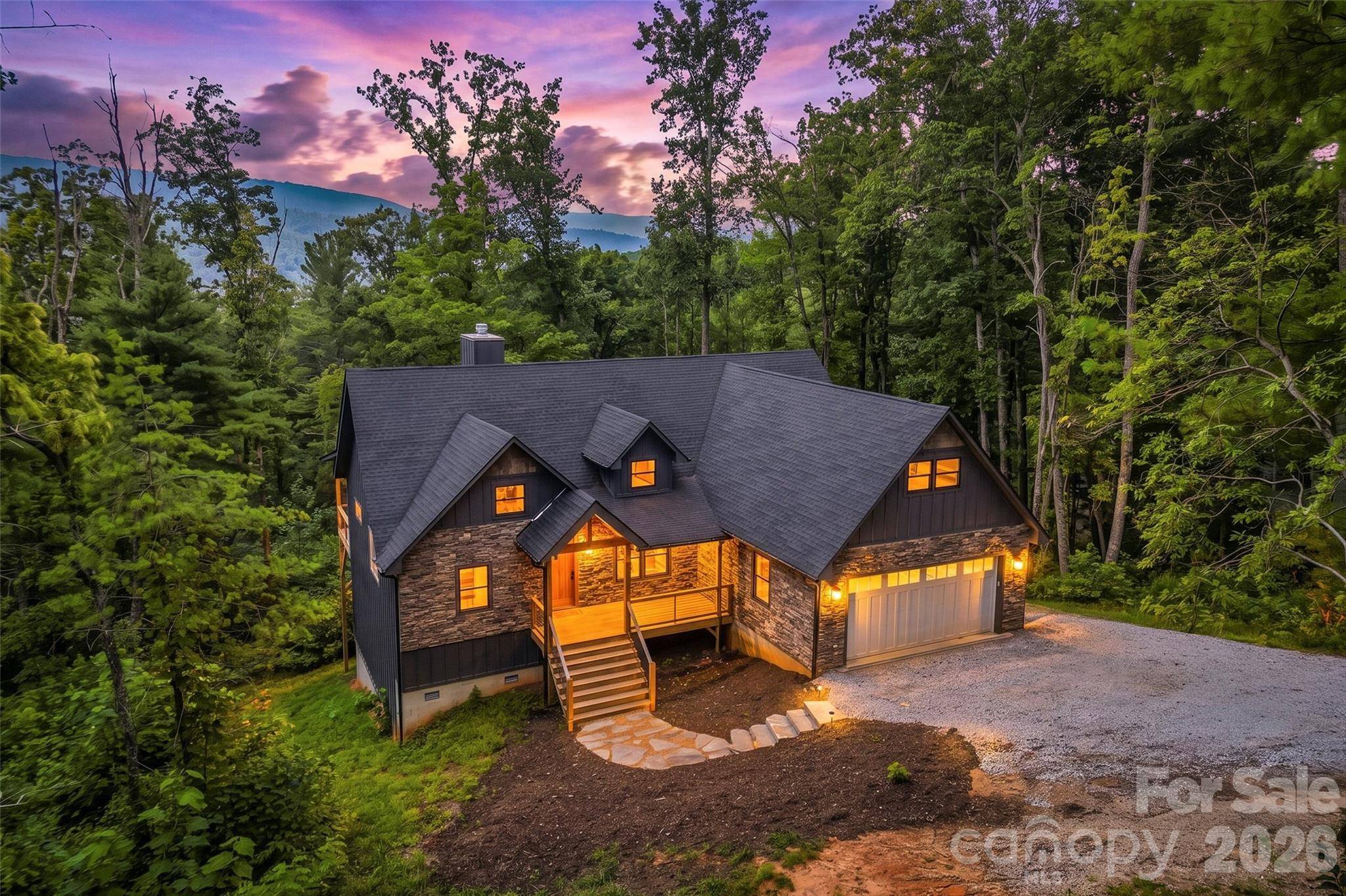 44 Valley View DR, Marion, NC 28752