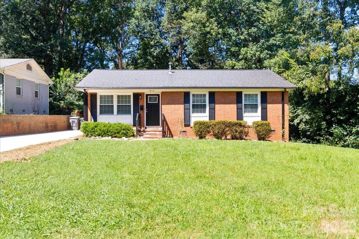 1814 Windham PL, Charlotte, NC 28205