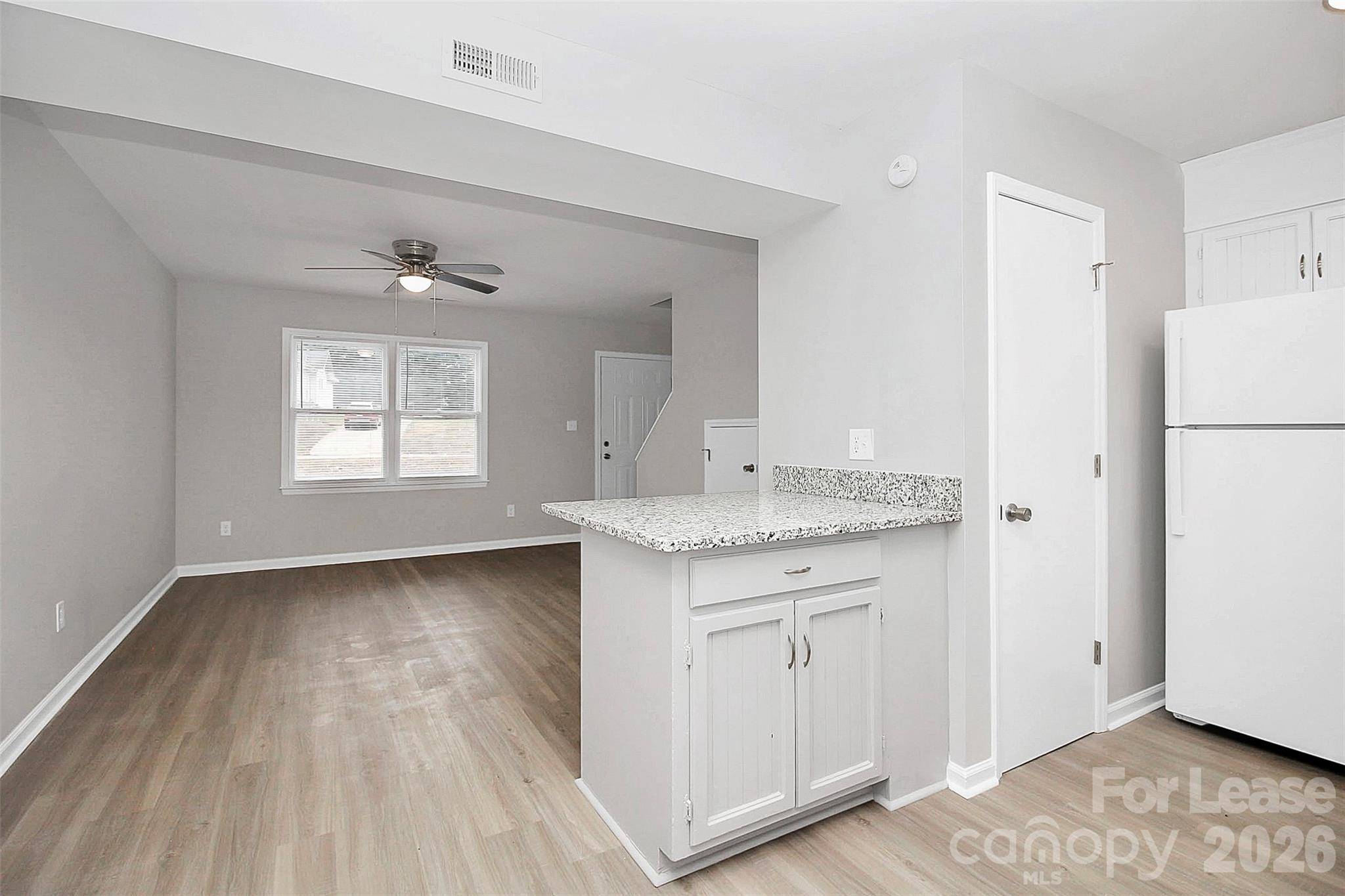 1233 Anderson ST, Gastonia, NC 28054