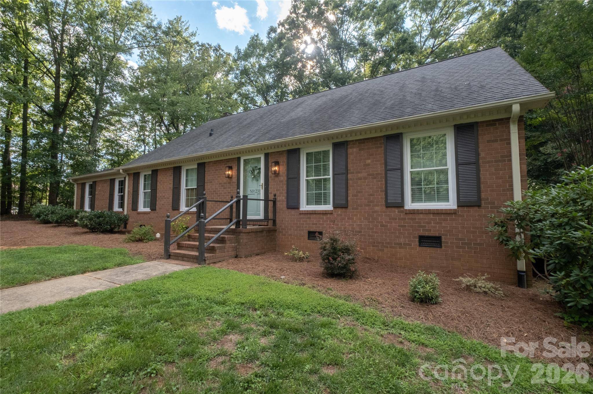 2312 Belmont DR, Reidsville, NC 27320