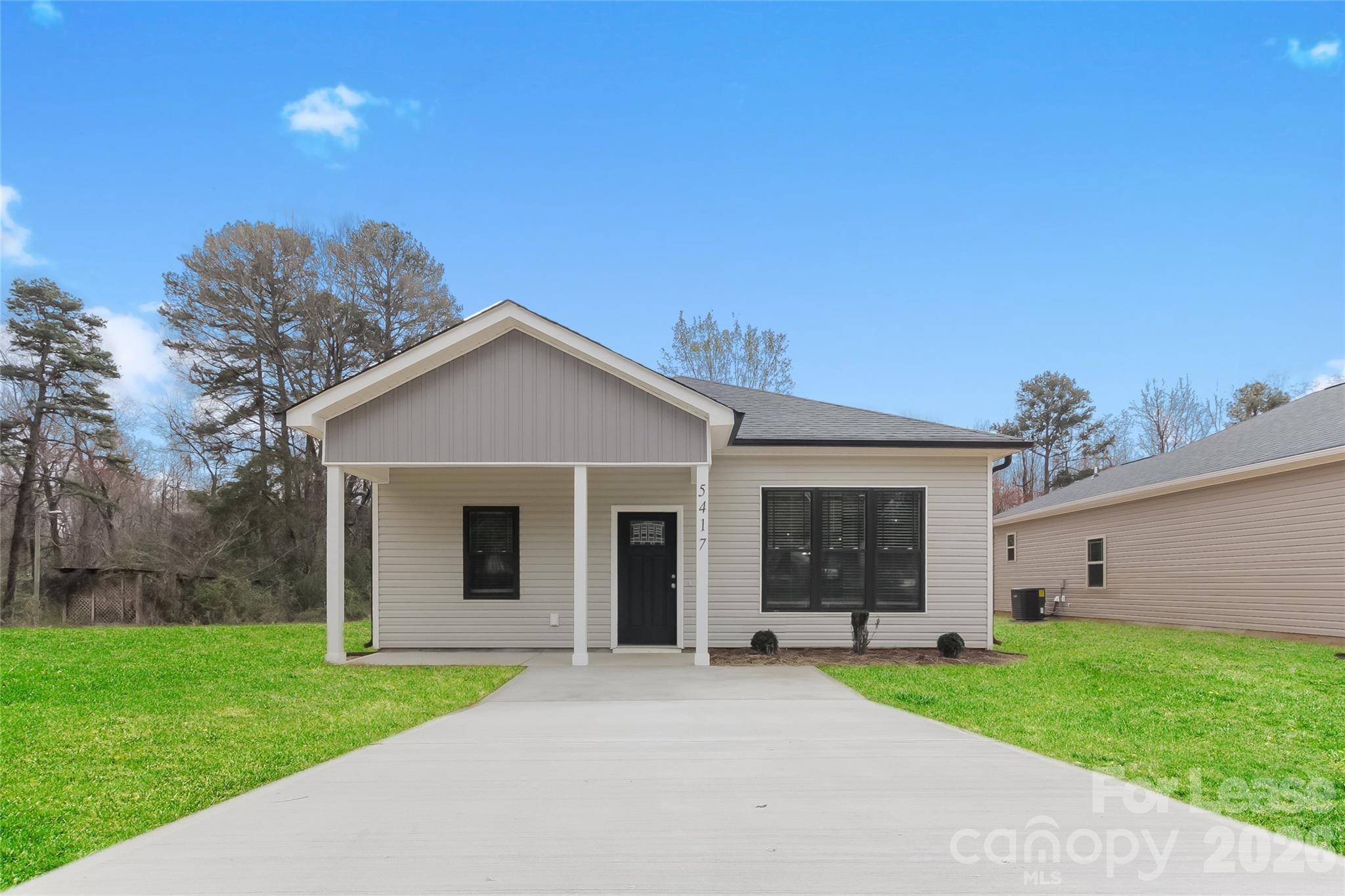 5417 Skycrest DR, Charlotte, NC 28269