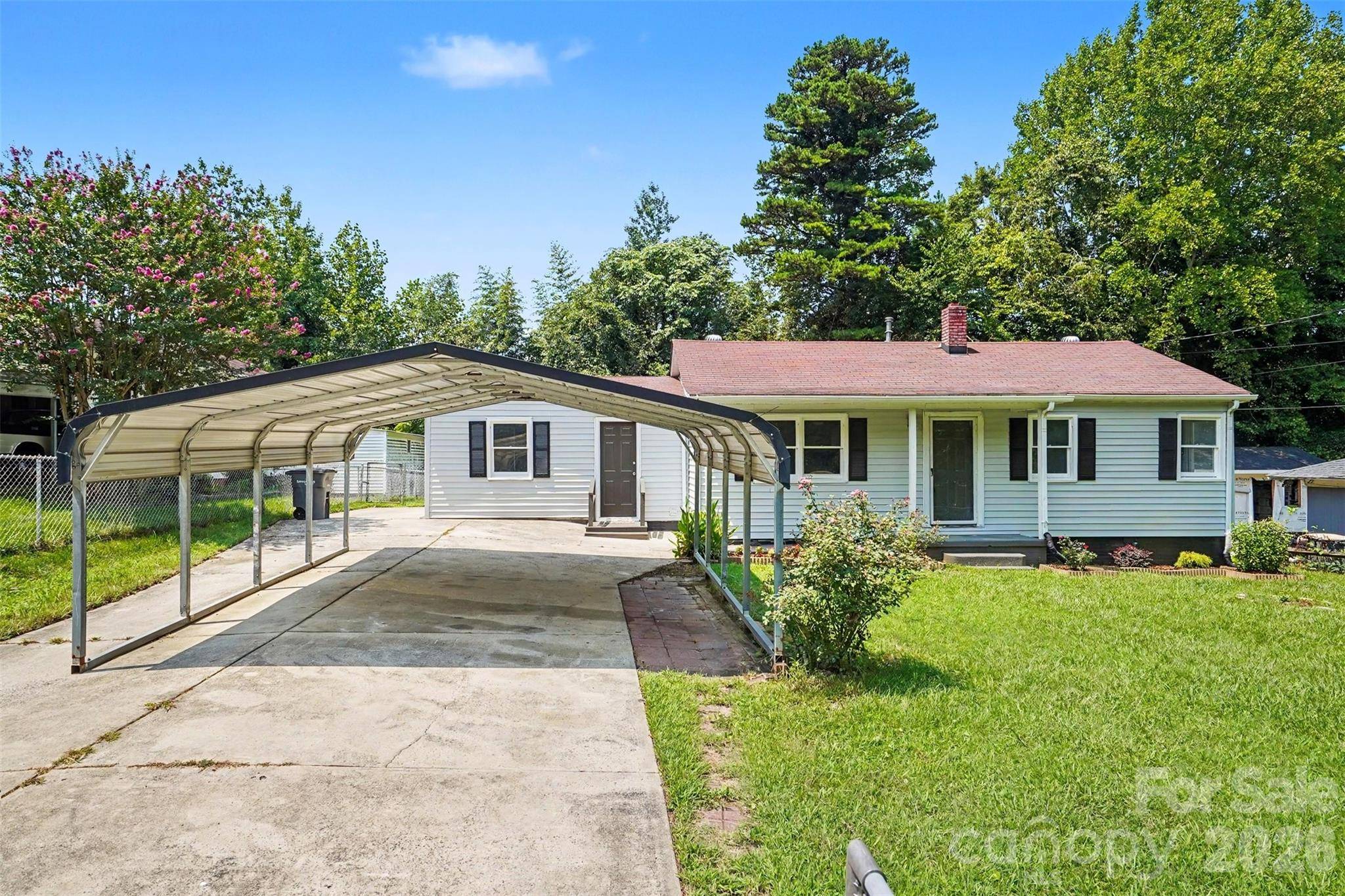 1333 Washington LN, Kannapolis, NC 28083