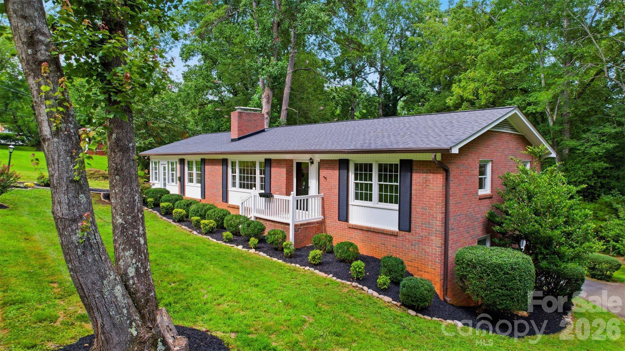401 S East End AVE, Statesville, NC 28677