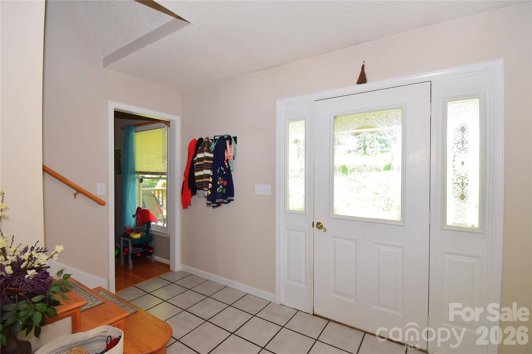 36 Cardinal LN, Candler, NC 28715