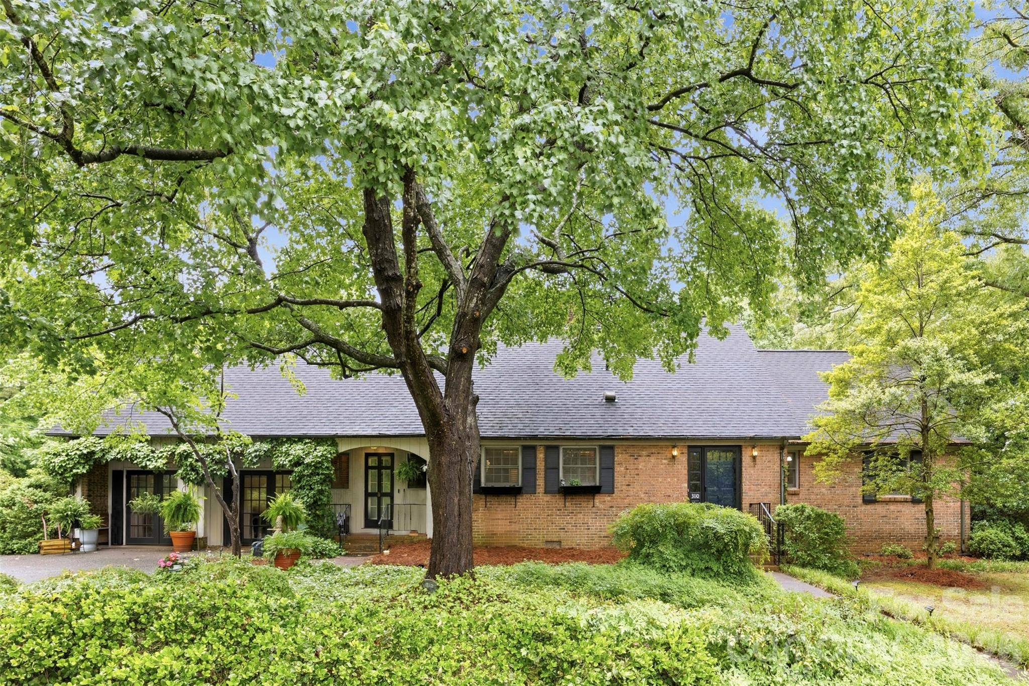3110 Robinwood RD, Gastonia, NC 28054